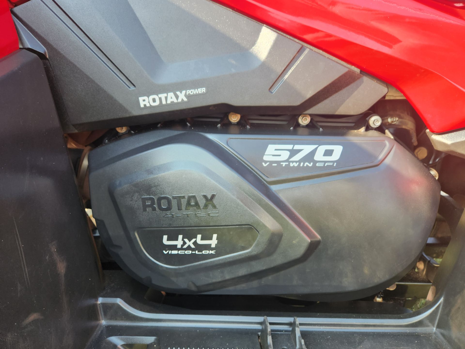 2018 Can-Am Outlander MAX XT 570 in Beaver Dam, Wisconsin - Photo 16