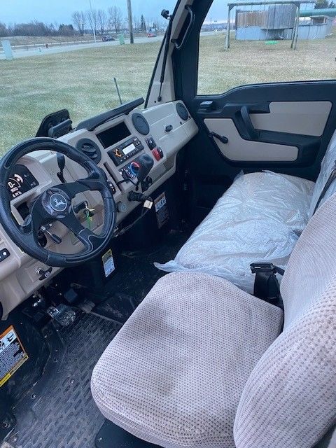 2019 John Deere XUV835R with Deluxe Cab in Beaver Dam, Wisconsin - Photo 8