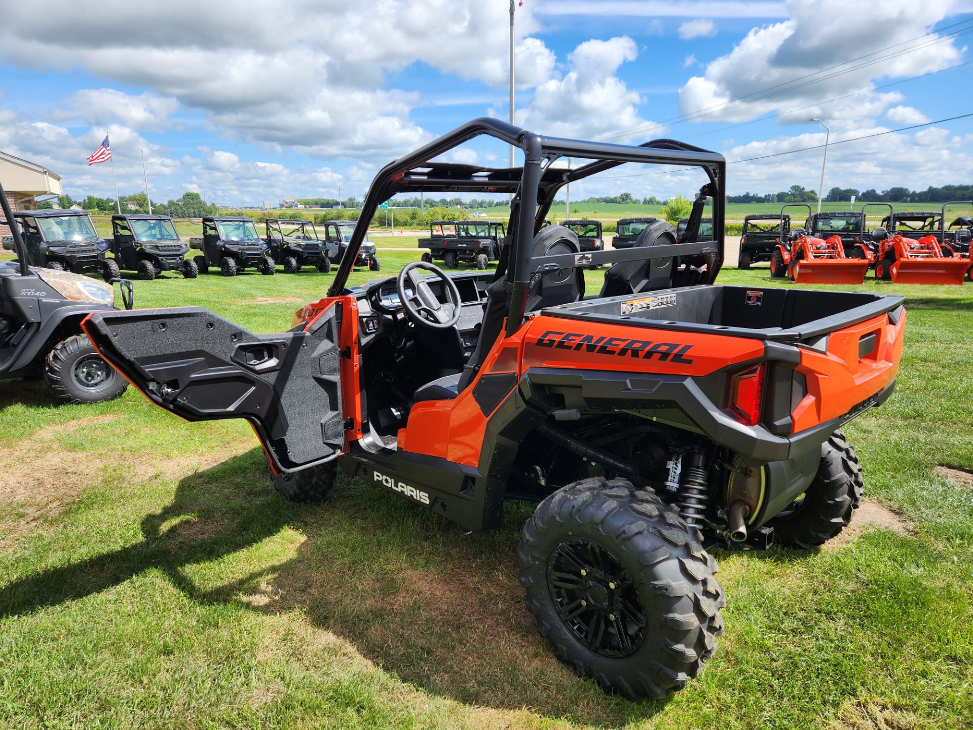 2024 Polaris General 1000 Premium in Beaver Dam, Wisconsin - Photo 6