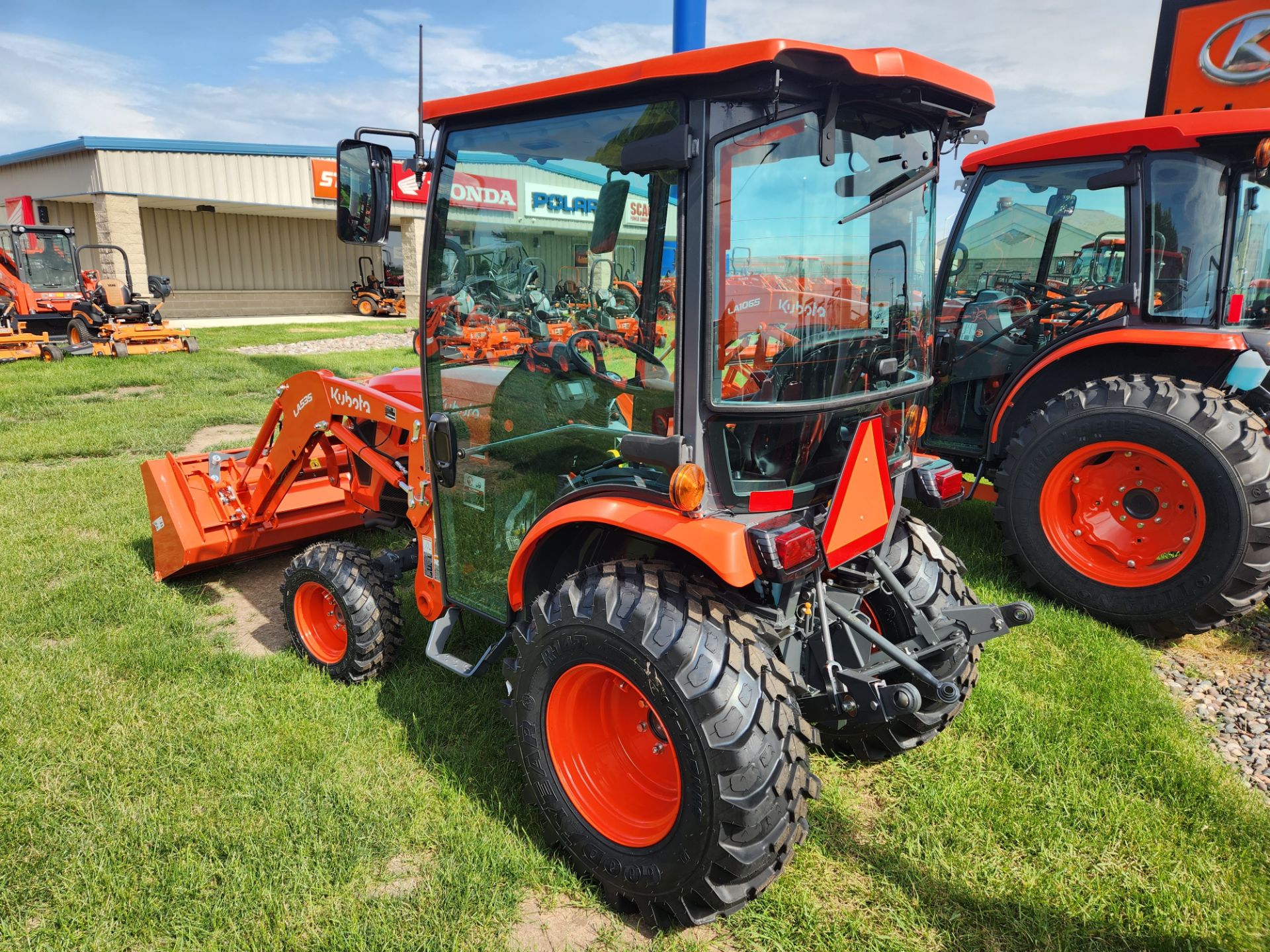 2024 Kubota LX2620HSDC in Beaver Dam, Wisconsin - Photo 5