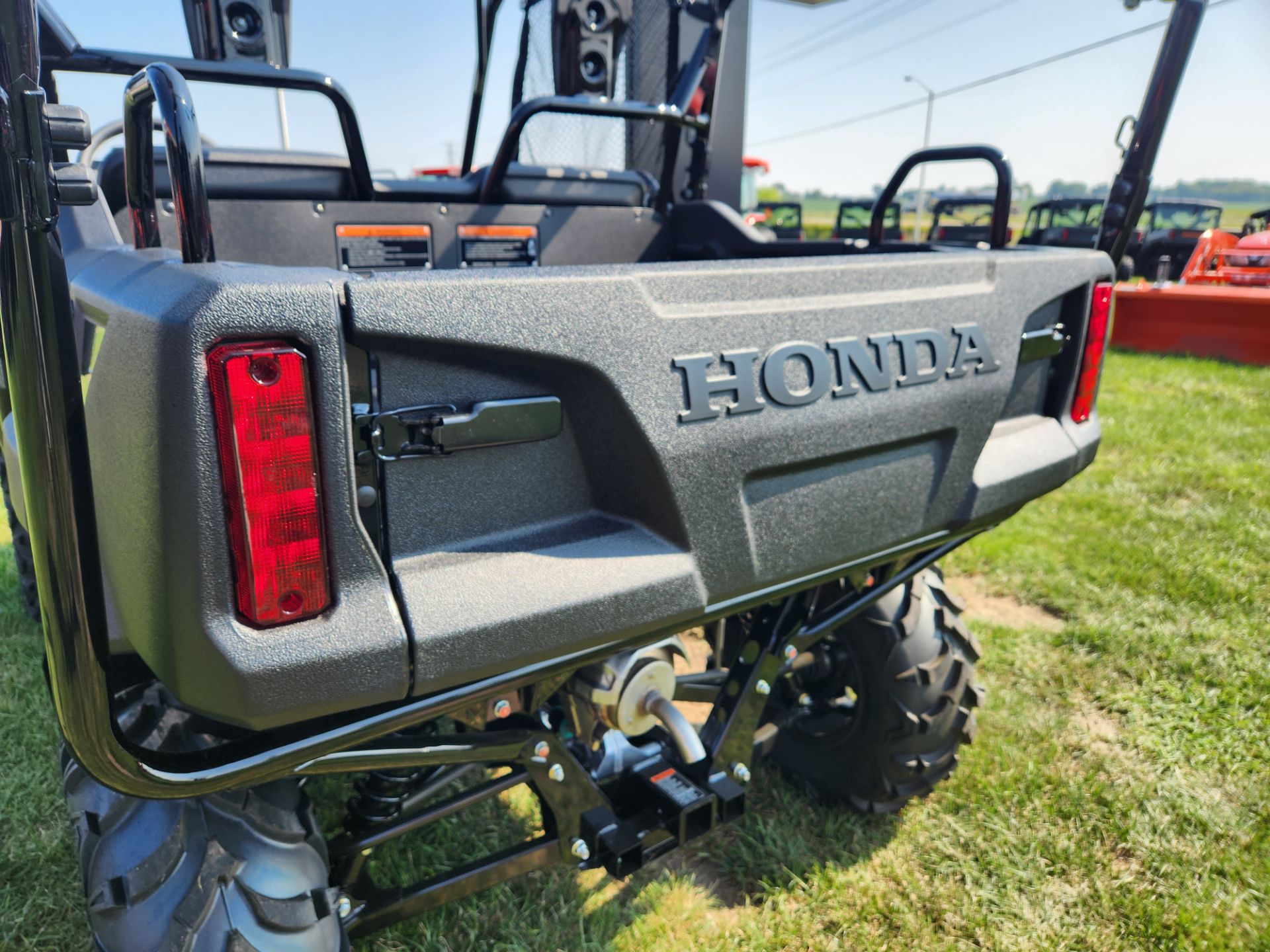 2025 Honda Pioneer 700-4 Deluxe in Beaver Dam, Wisconsin - Photo 10