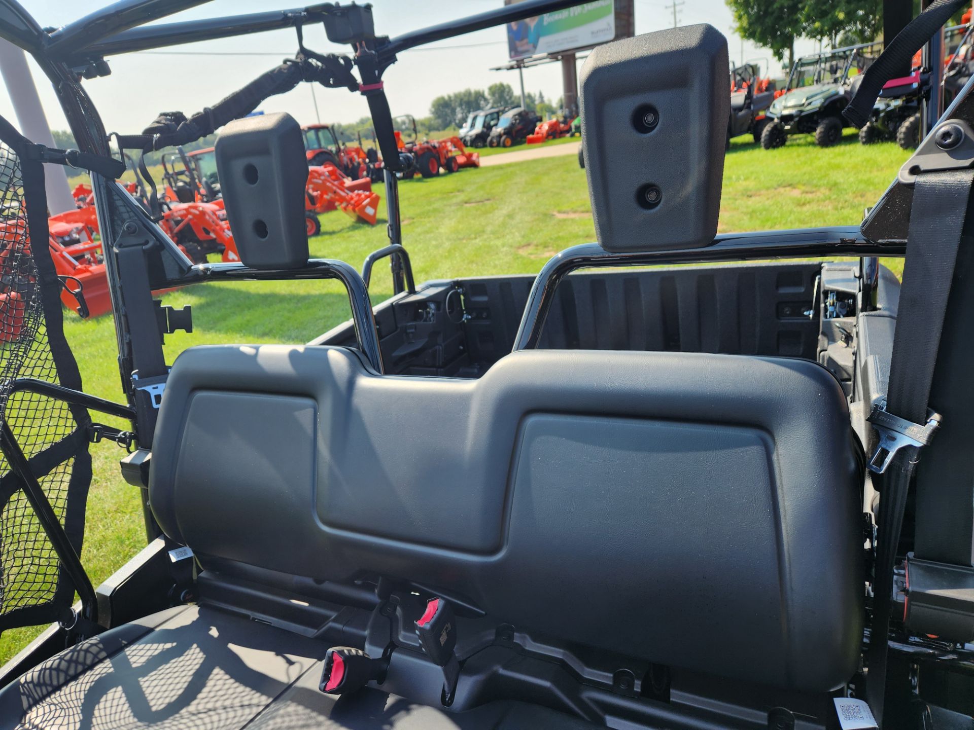 2025 Honda Pioneer 700-4 Deluxe in Beaver Dam, Wisconsin - Photo 13