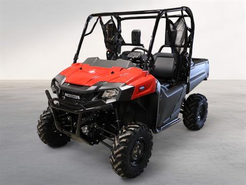 2025 Honda Pioneer 700 in Beaver Dam, Wisconsin - Photo 4