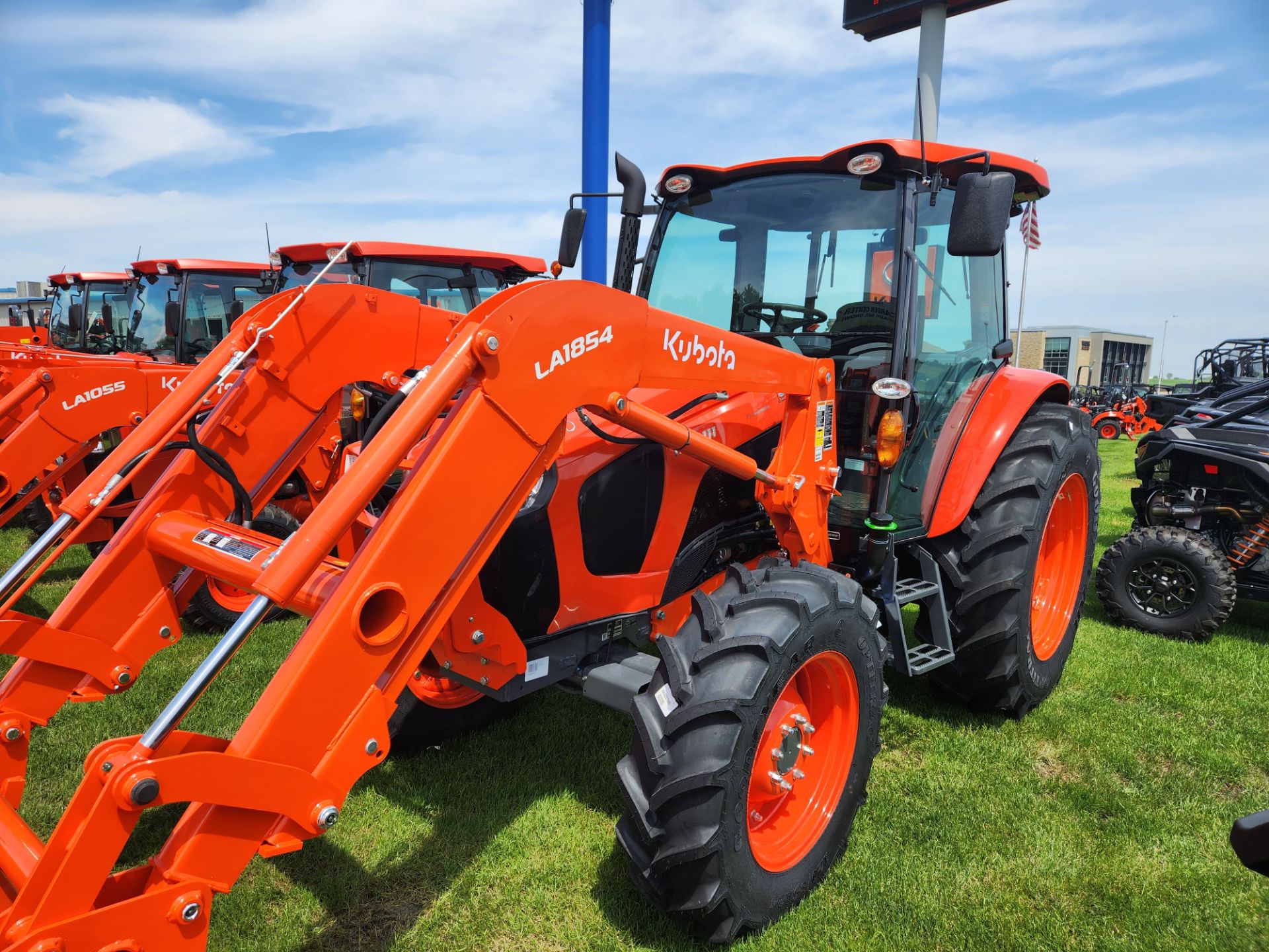 2024 Kubota M5-111HDC12-1 in Beaver Dam, Wisconsin - Photo 4