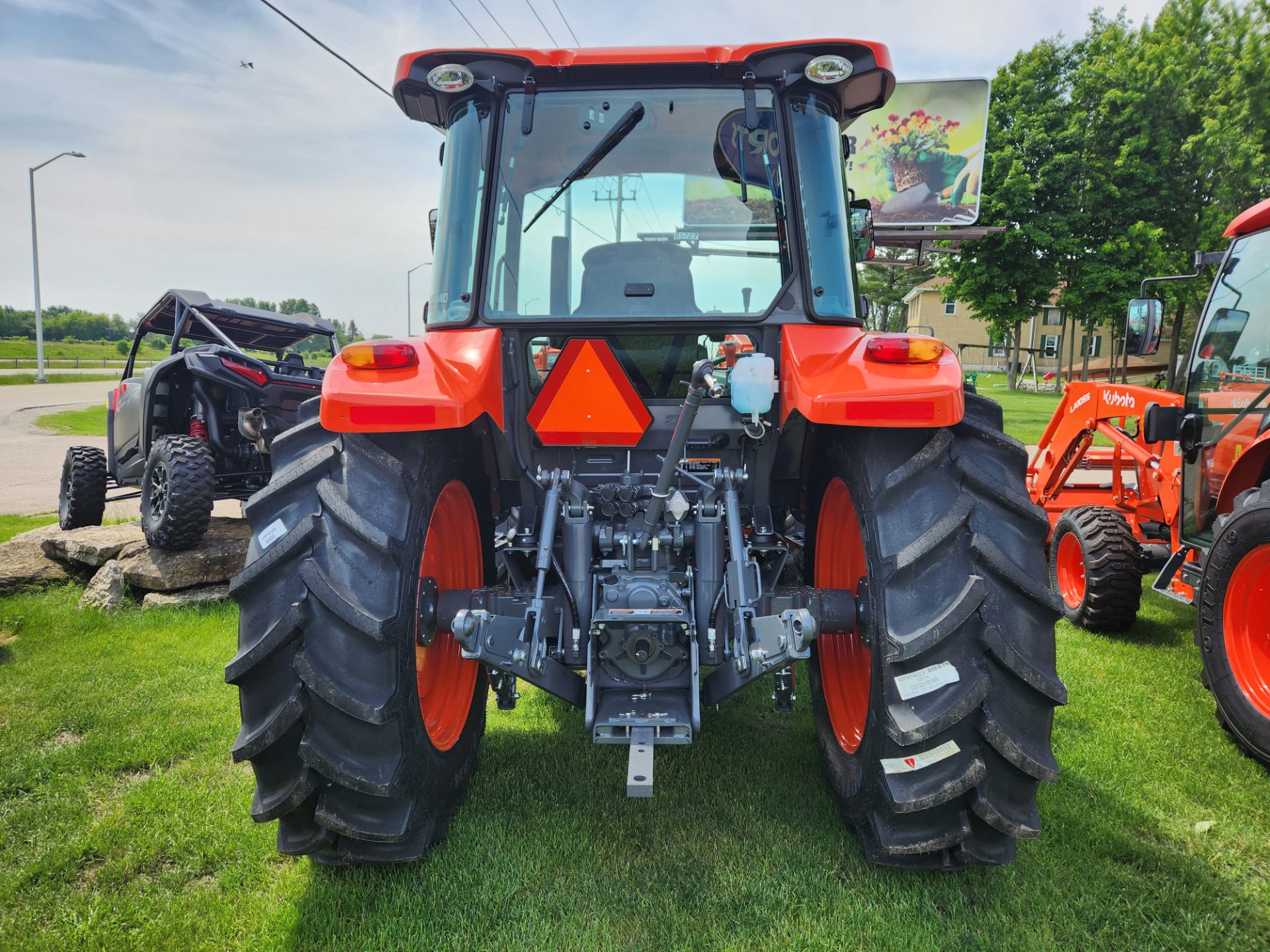 2024 Kubota M5-111HDC12-1 in Beaver Dam, Wisconsin - Photo 7