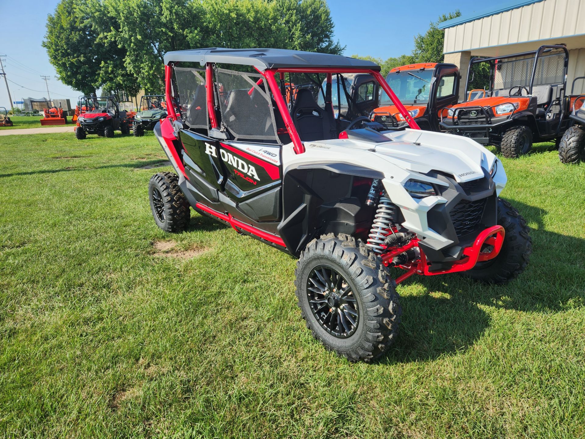 2024 Honda Talon 1000X-4 FOX Live Valve in Beaver Dam, Wisconsin - Photo 3