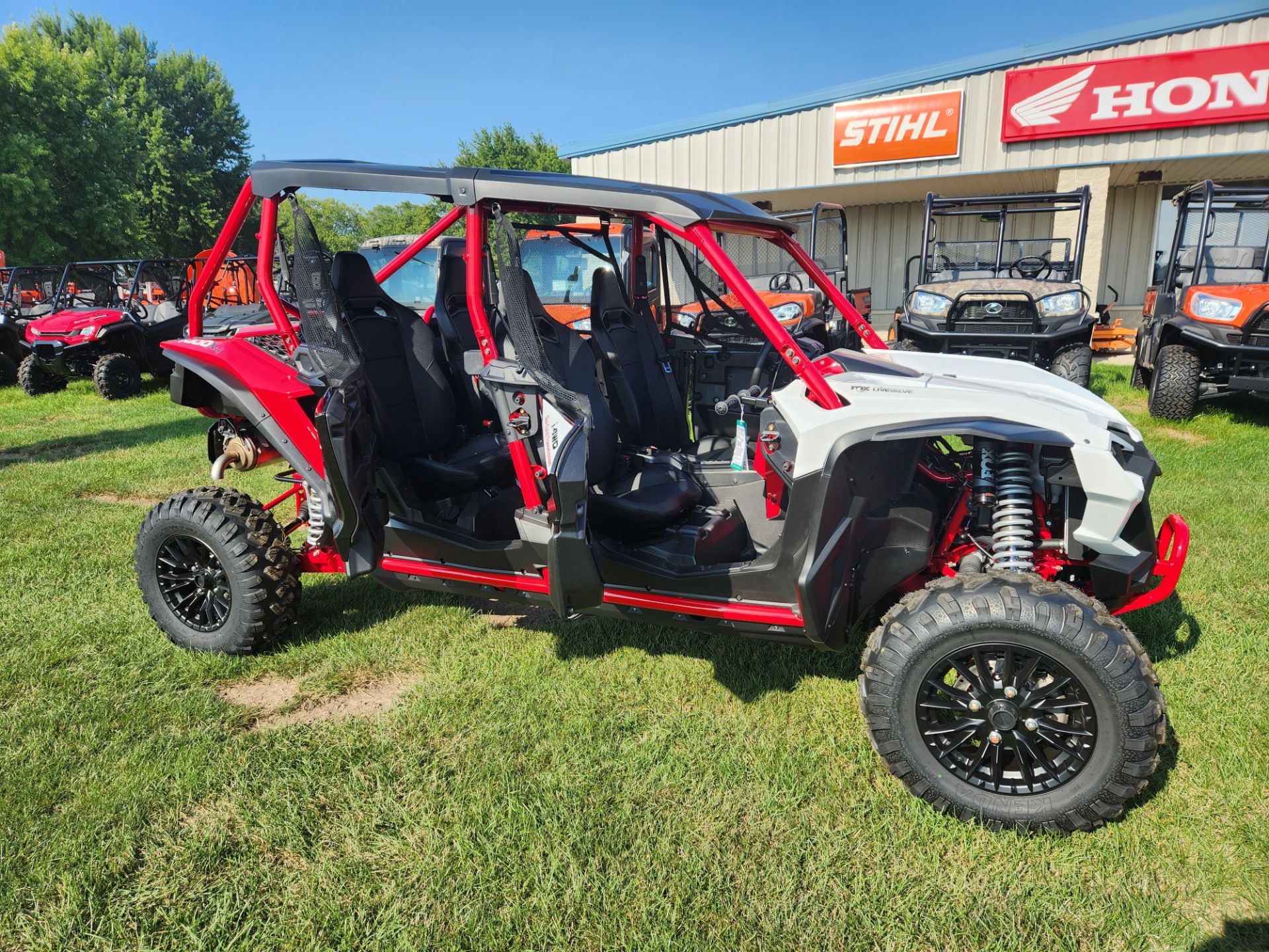 2024 Honda Talon 1000X-4 FOX Live Valve in Beaver Dam, Wisconsin - Photo 2