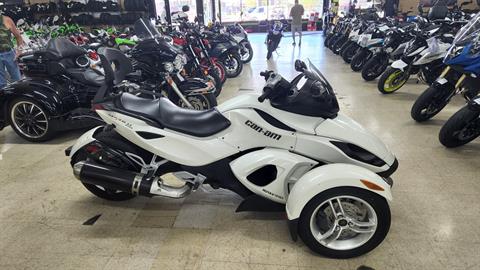2012 Can-Am Spyder® RS SE5 in Mount Sterling, Kentucky - Photo 1