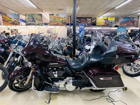 2021 Harley-Davidson Ultra Limited in Mount Sterling, Kentucky - Photo 2