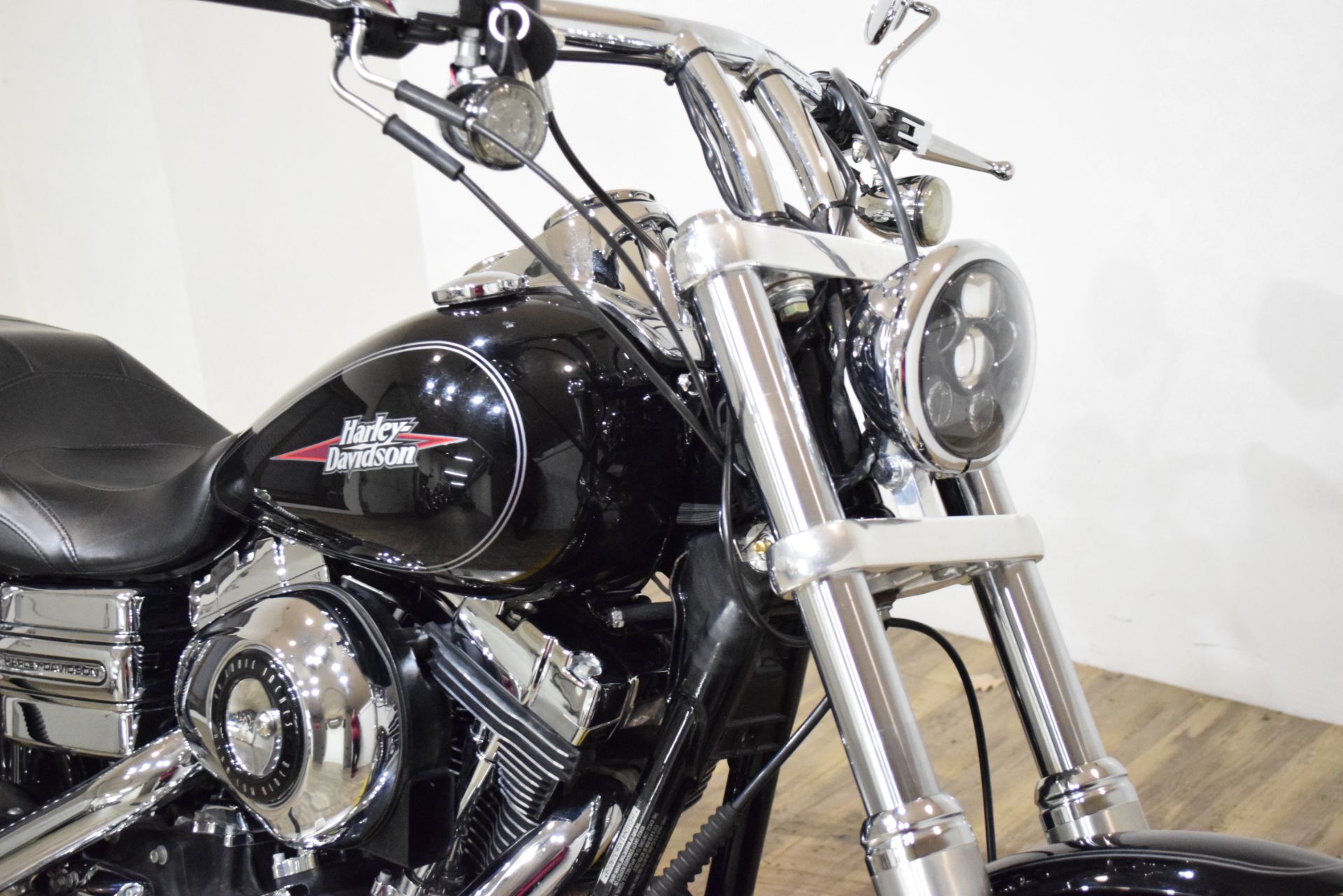 2009 Harley-Davidson Dyna® Low Rider® in Wauconda, Illinois - Photo 3