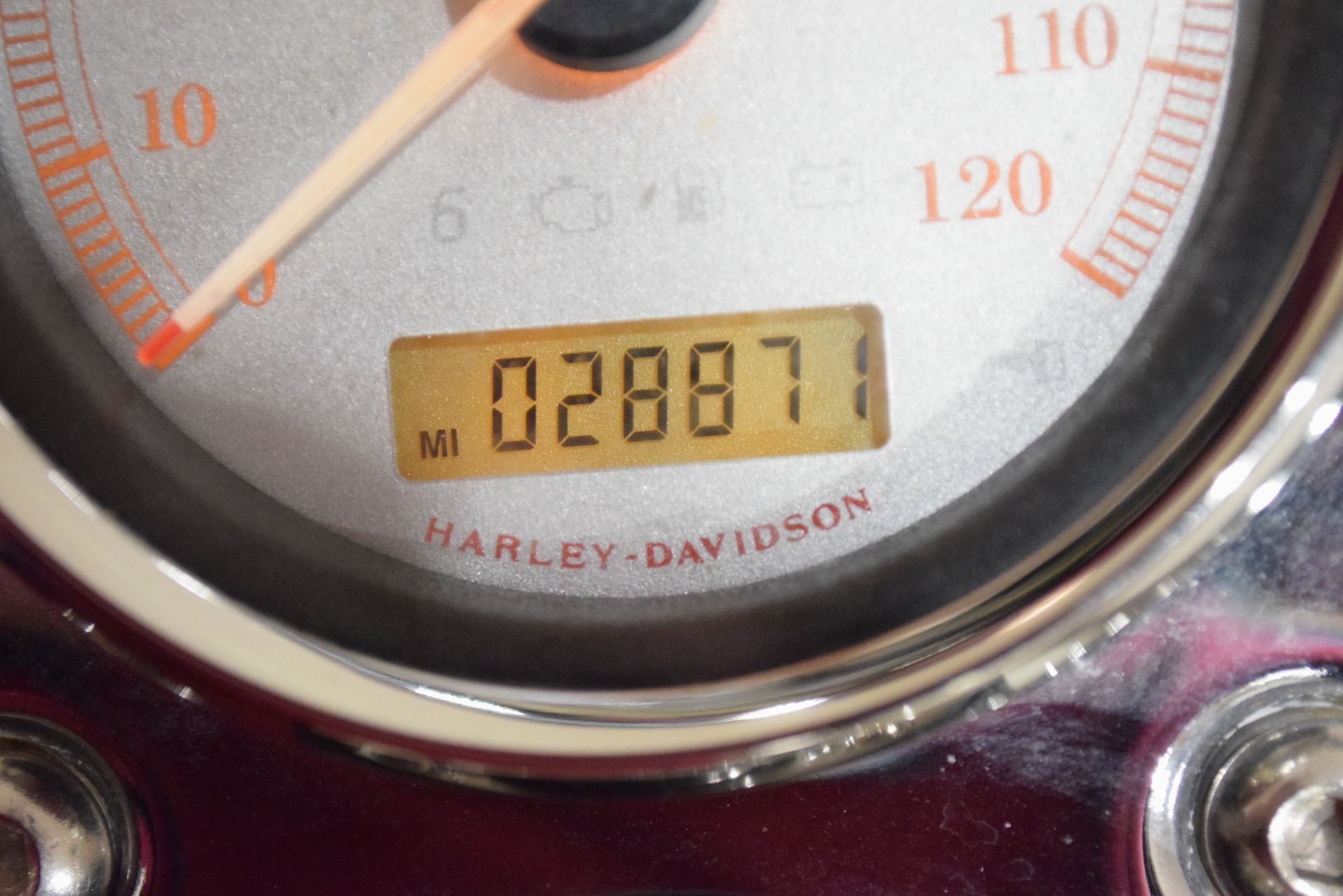 2009 Harley-Davidson Dyna® Low Rider® in Wauconda, Illinois - Photo 28