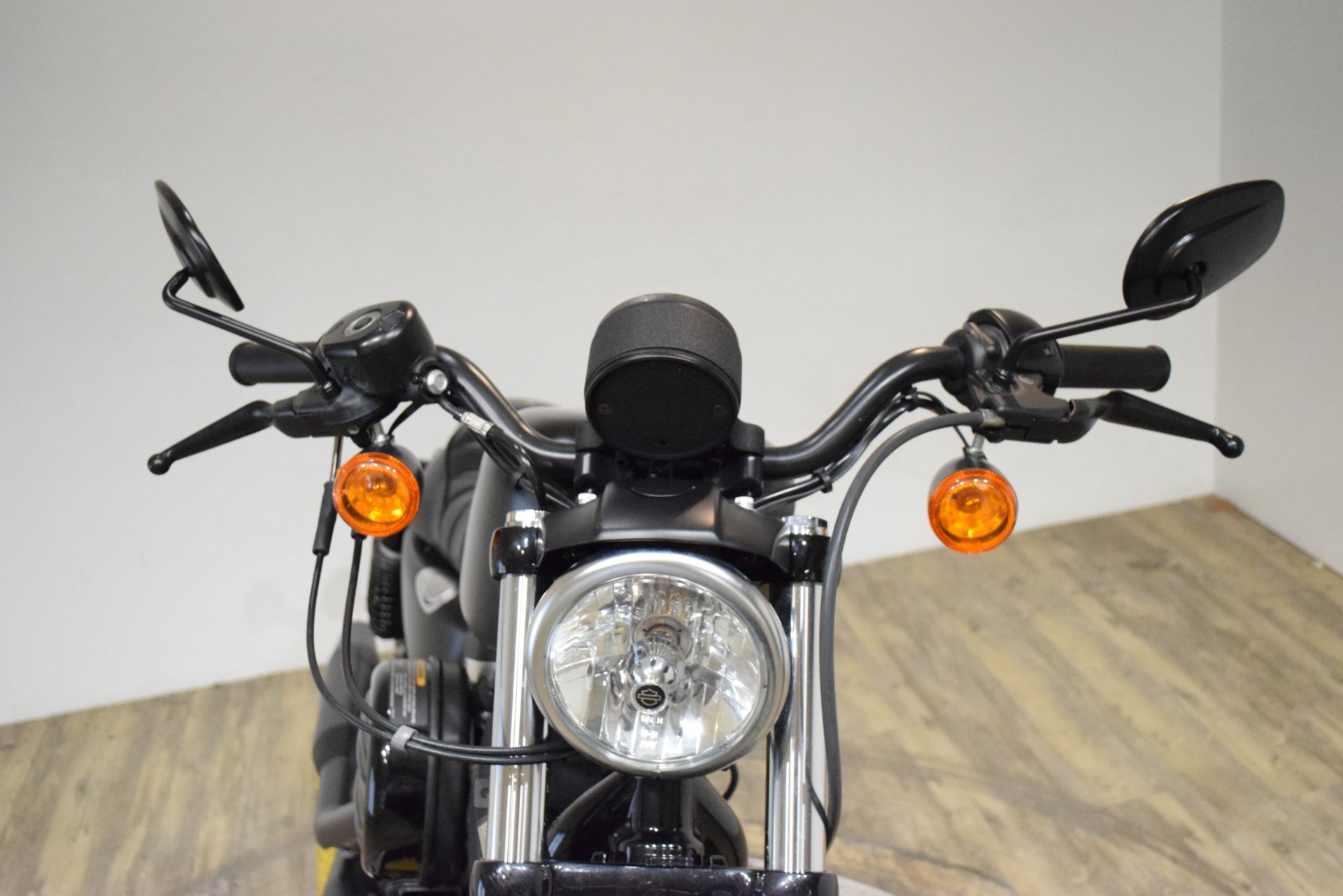 2019 Harley-Davidson Iron 883™ in Wauconda, Illinois - Photo 13