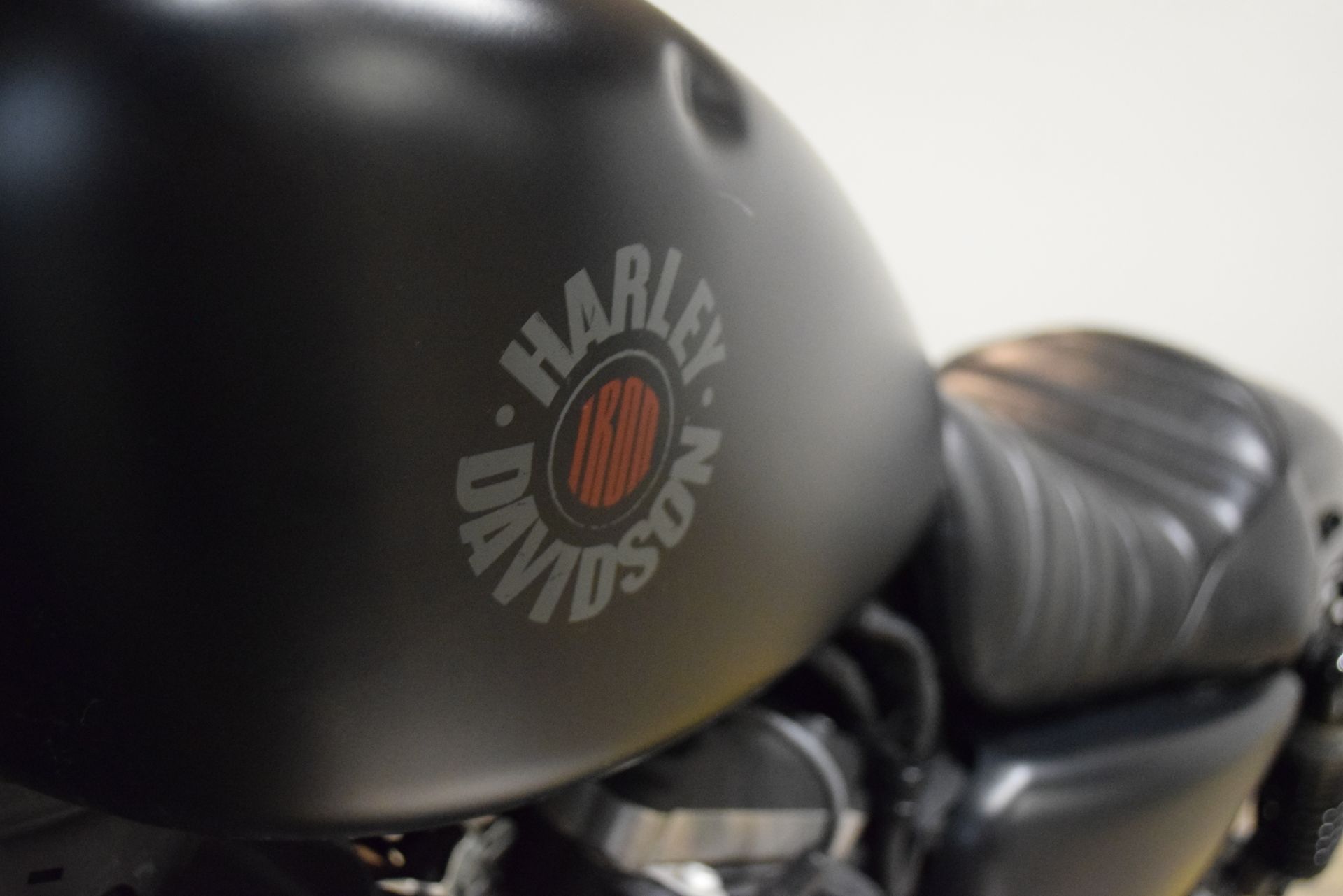 2019 Harley-Davidson Iron 883™ in Wauconda, Illinois - Photo 20