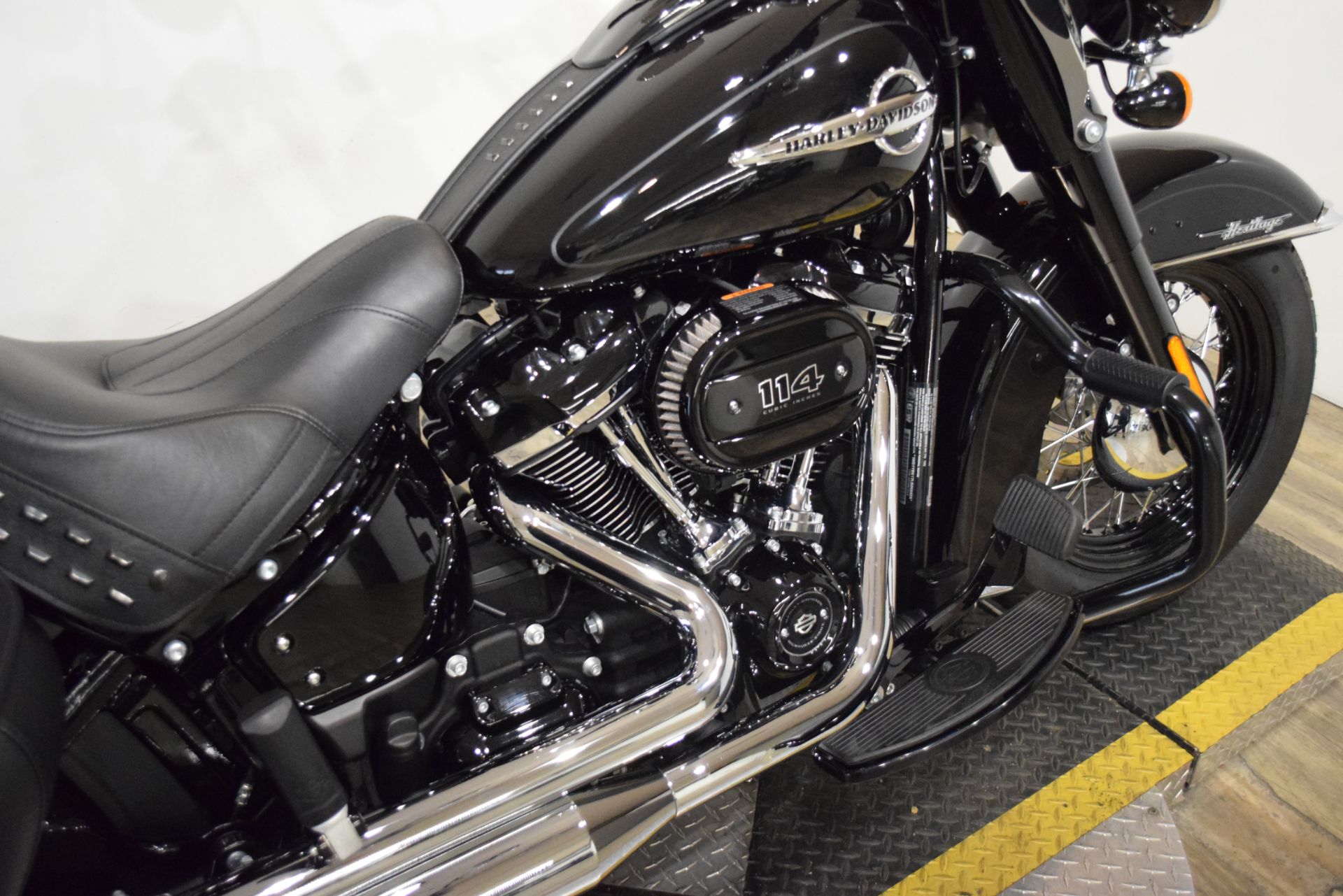 2020 Harley-Davidson Heritage Classic 114 in Wauconda, Illinois - Photo 6