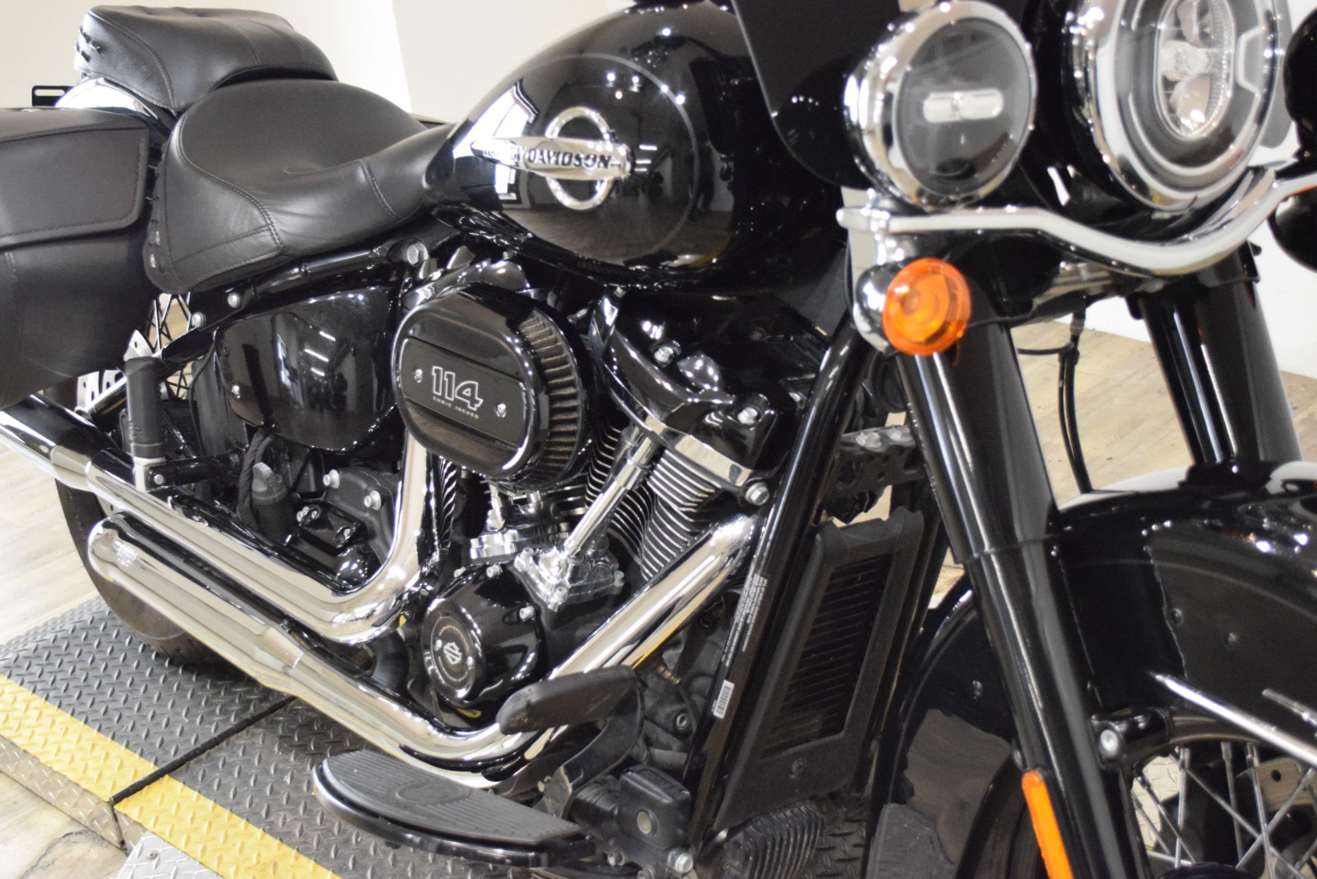 2020 Harley-Davidson Heritage Classic 114 in Wauconda, Illinois - Photo 4