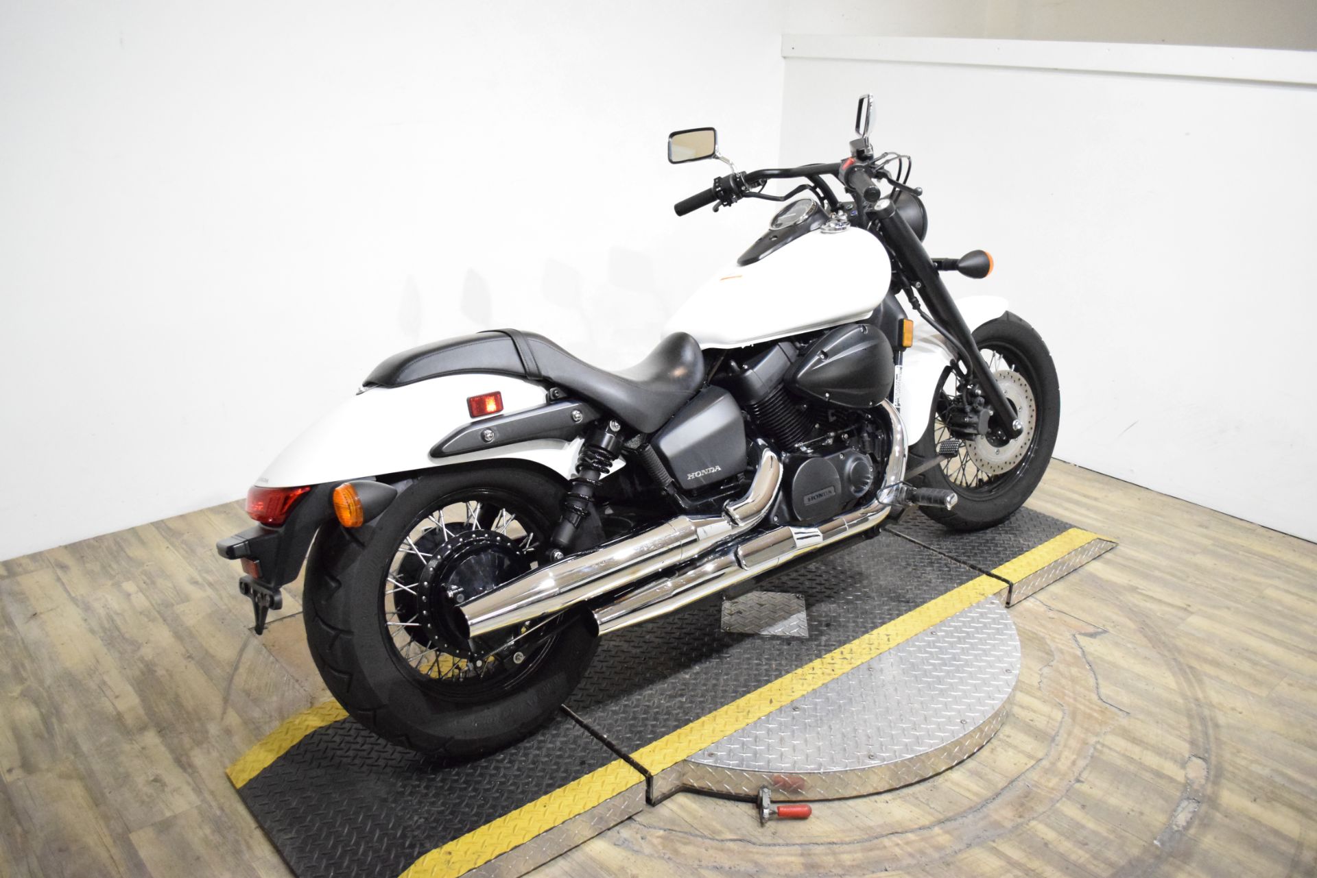 2020 Honda Shadow Phantom in Wauconda, Illinois - Photo 9