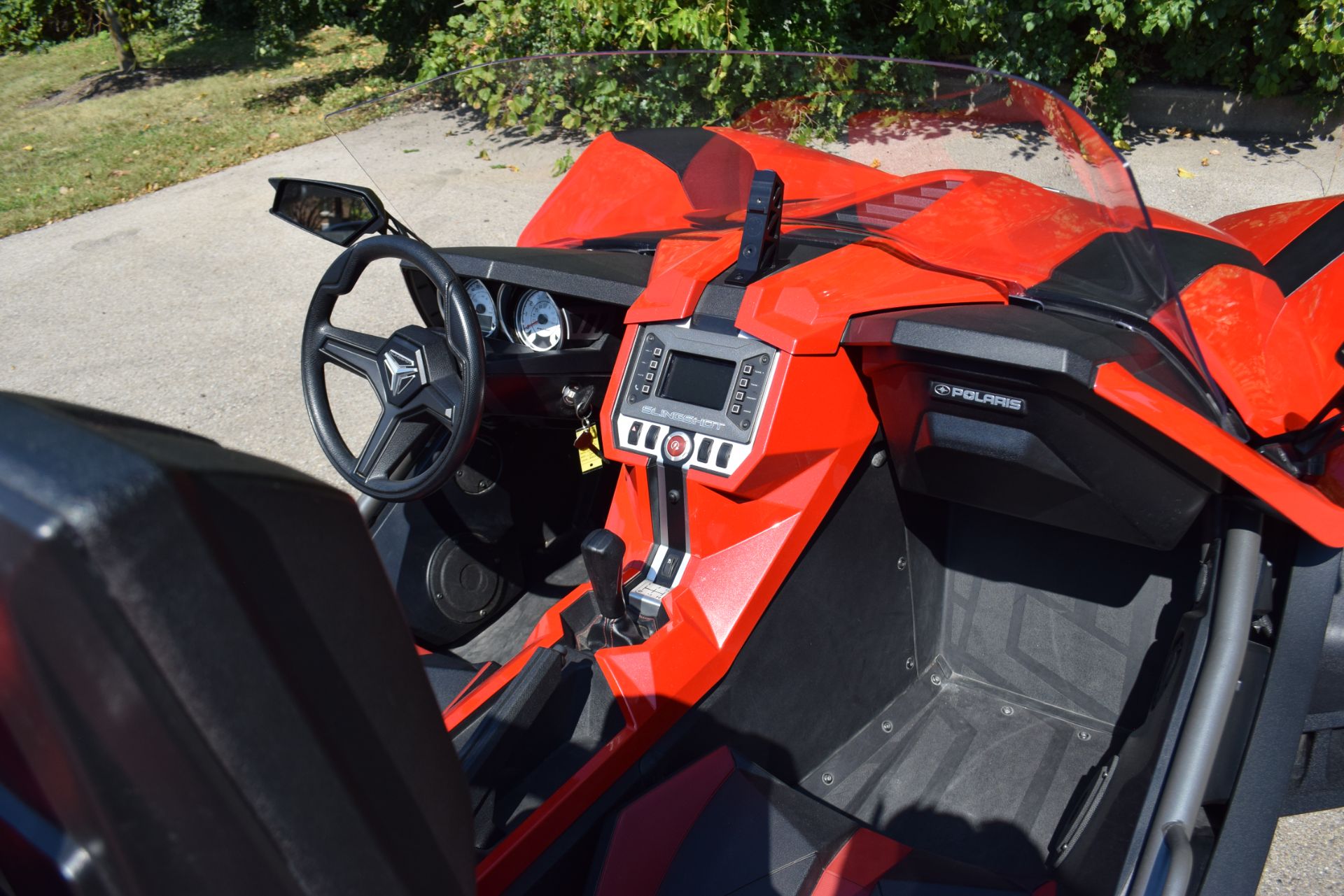 2015 Polaris Slingshot SL in Wauconda, Illinois - Photo 27