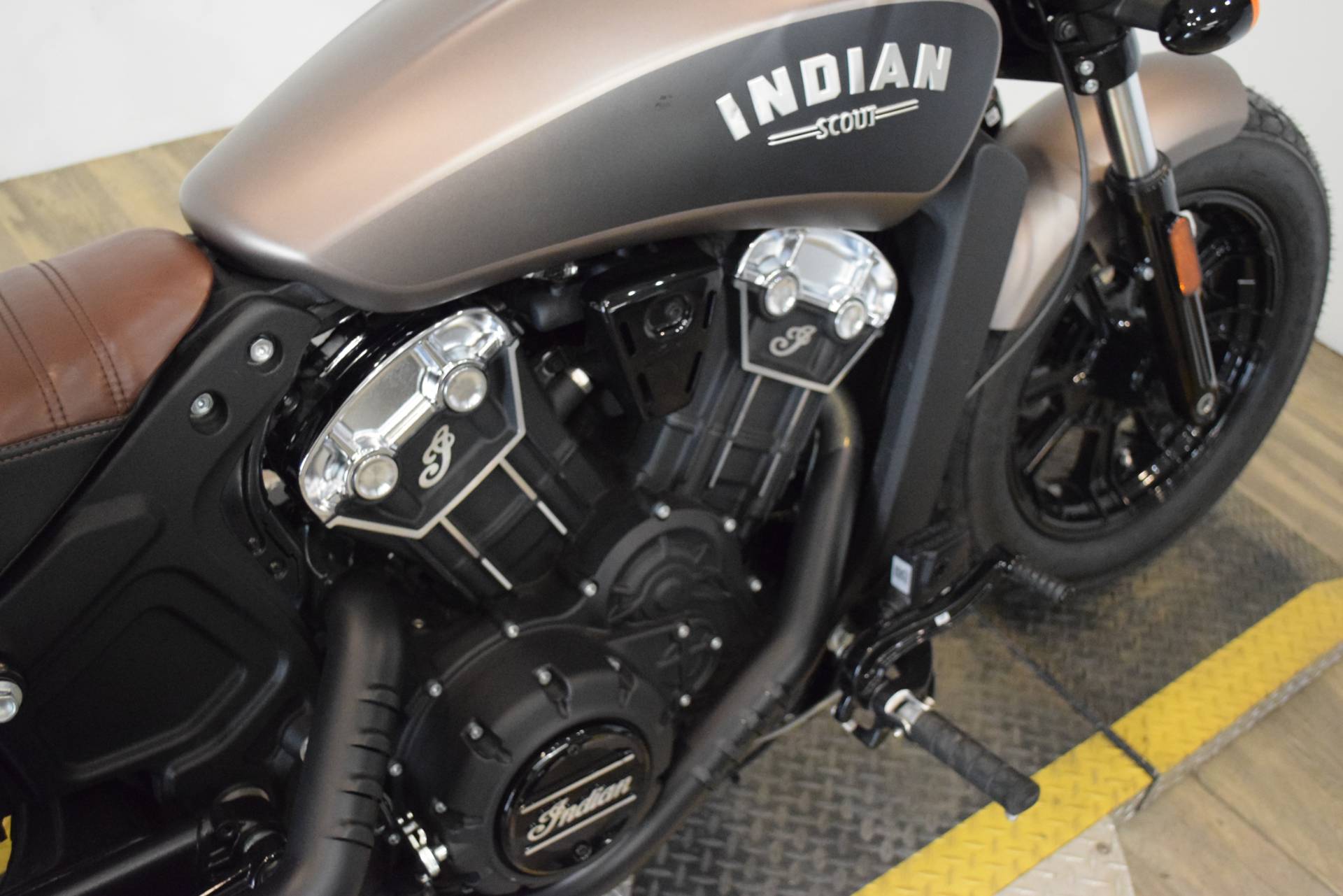 2019 Indian Scout® Bobber ABS in Wauconda, Illinois - Photo 6