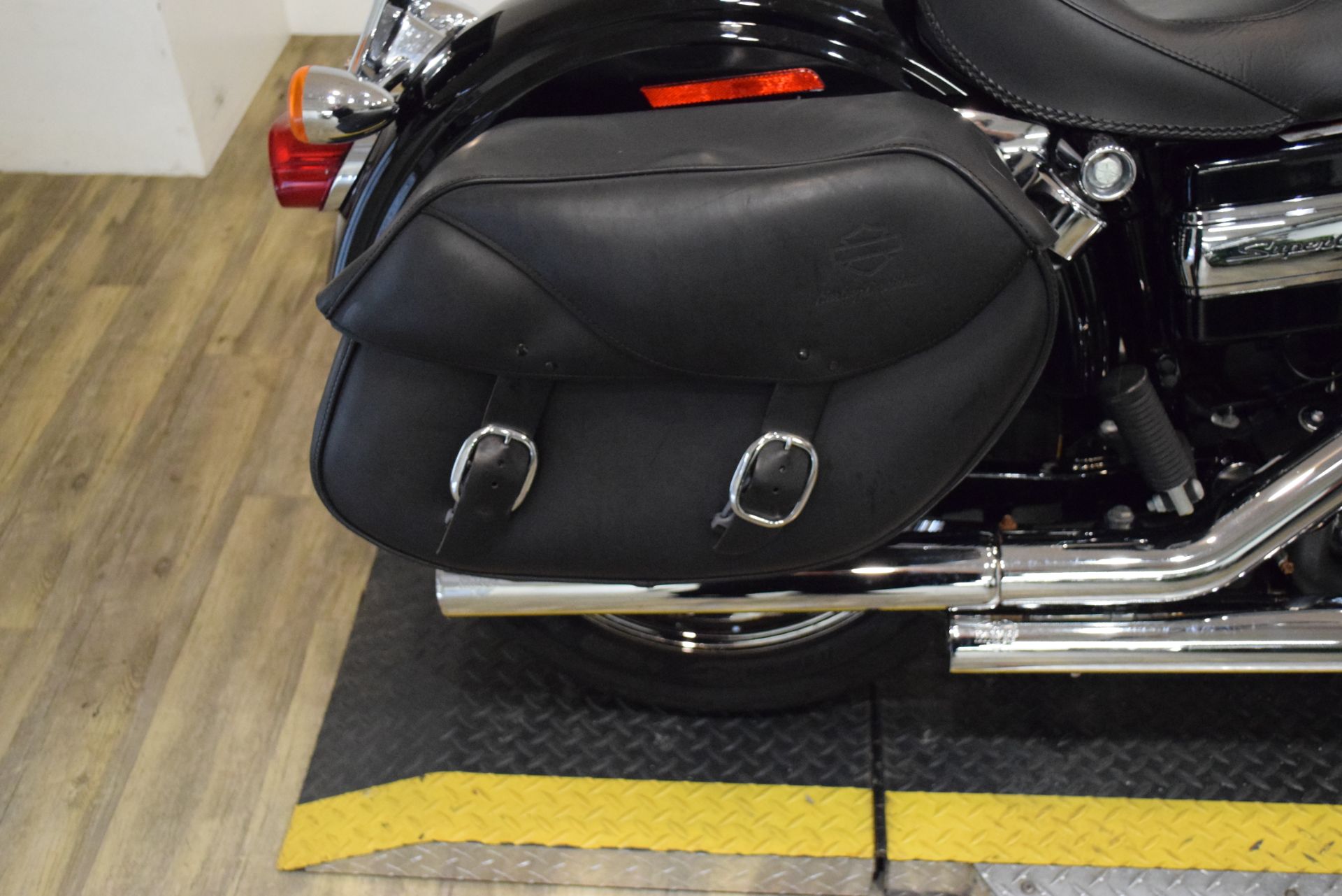 2013 Harley-Davidson Dyna® Super Glide® Custom in Wauconda, Illinois - Photo 8