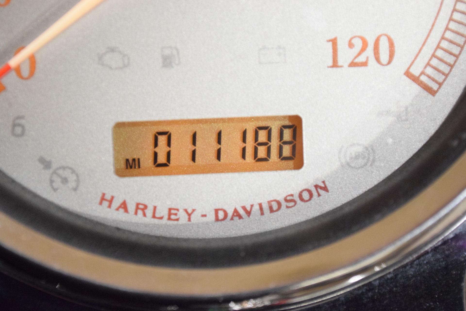 2008 Harley-Davidson Dyna® Super Glide® Custom in Wauconda, Illinois - Photo 29