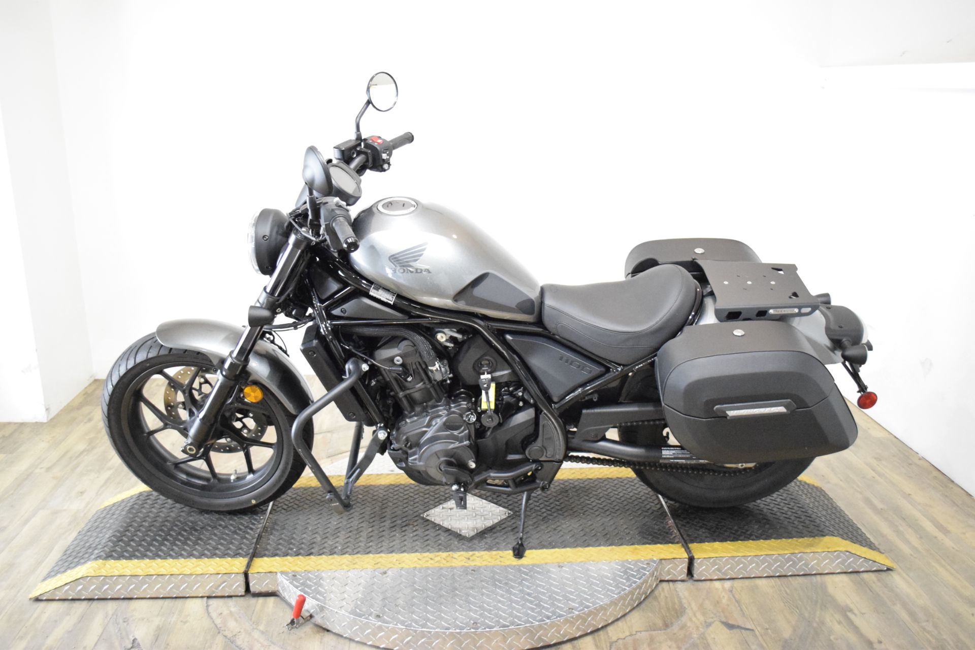 2023 Honda Rebel 1100 DCT in Wauconda, Illinois - Photo 15