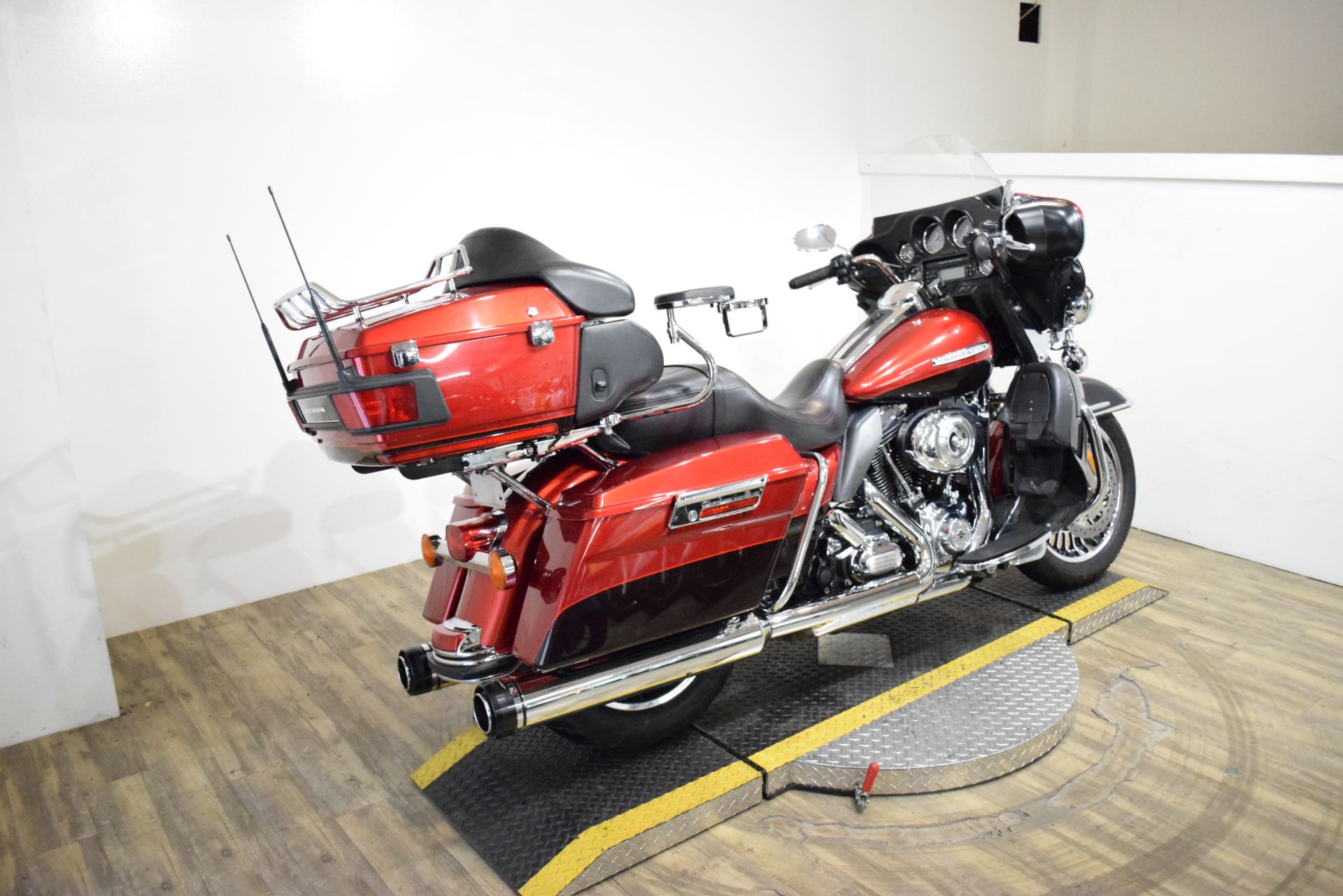 2013 Harley-Davidson Electra Glide® Ultra Limited in Wauconda, Illinois - Photo 9