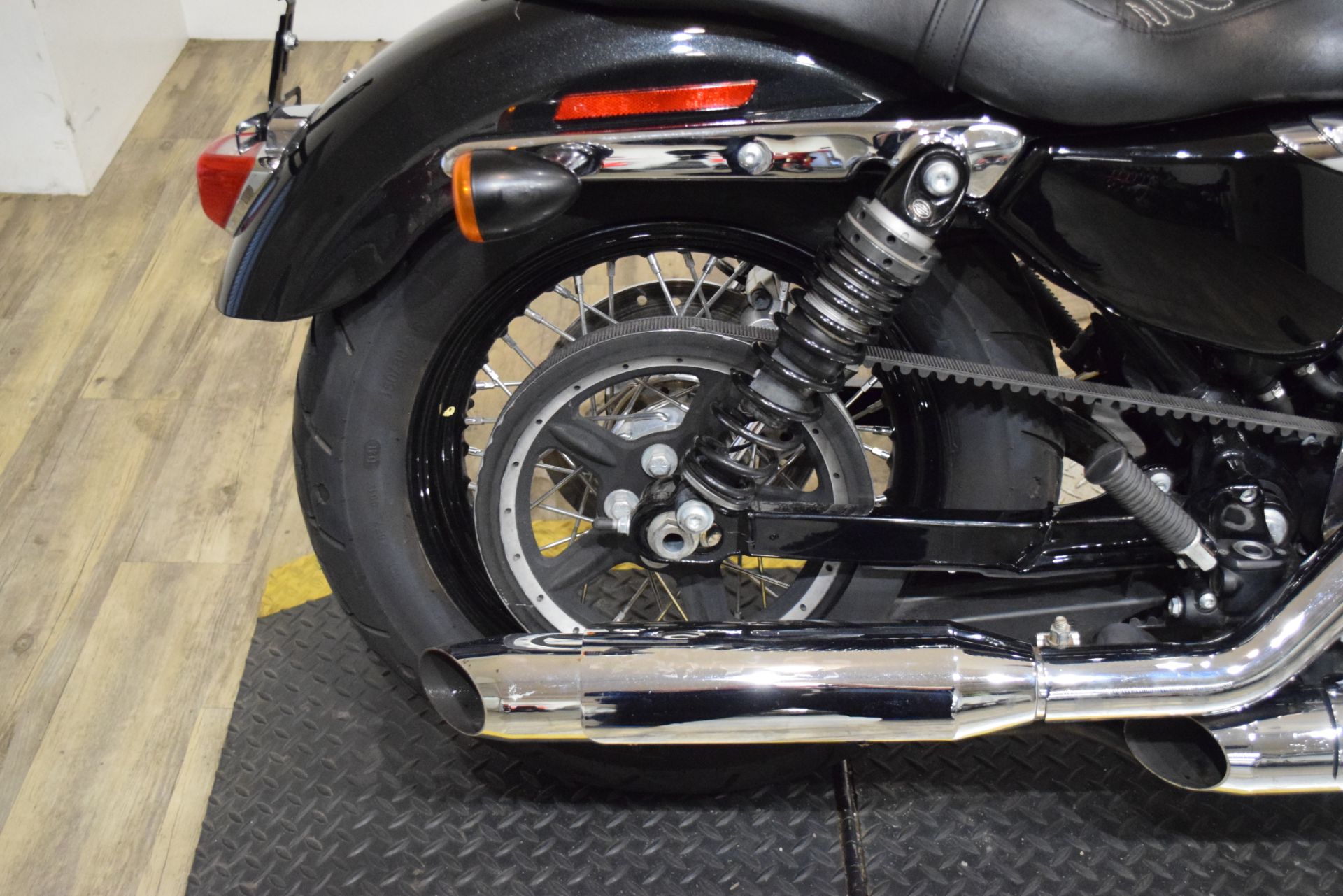 2018 Harley-Davidson 1200 Custom in Wauconda, Illinois - Photo 8