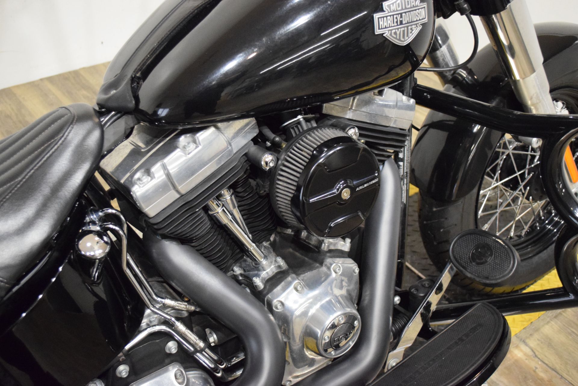 2015 Harley-Davidson Softail Slim® in Wauconda, Illinois - Photo 6