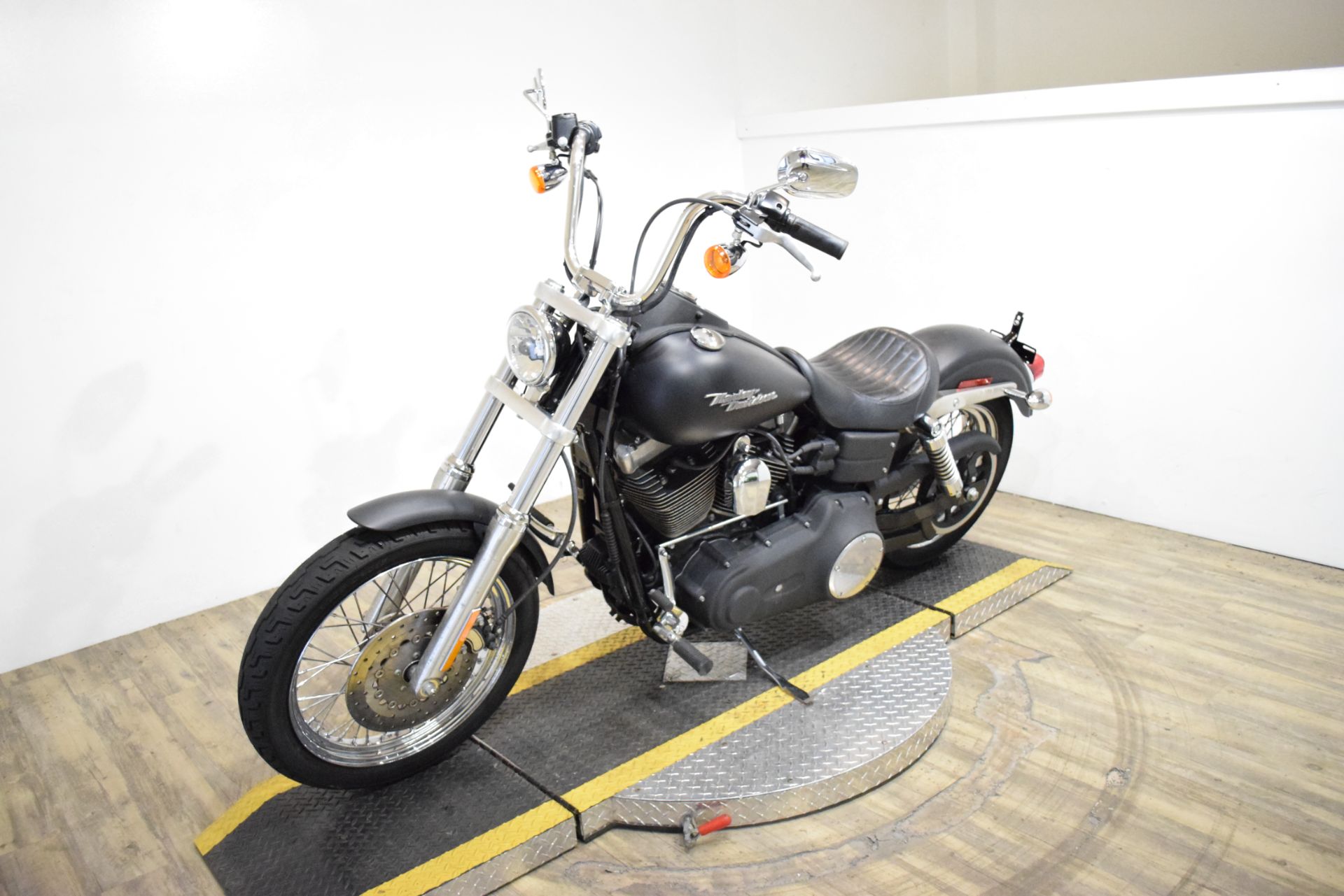 2007 Harley-Davidson Dyna® Street Bob® in Wauconda, Illinois - Photo 22