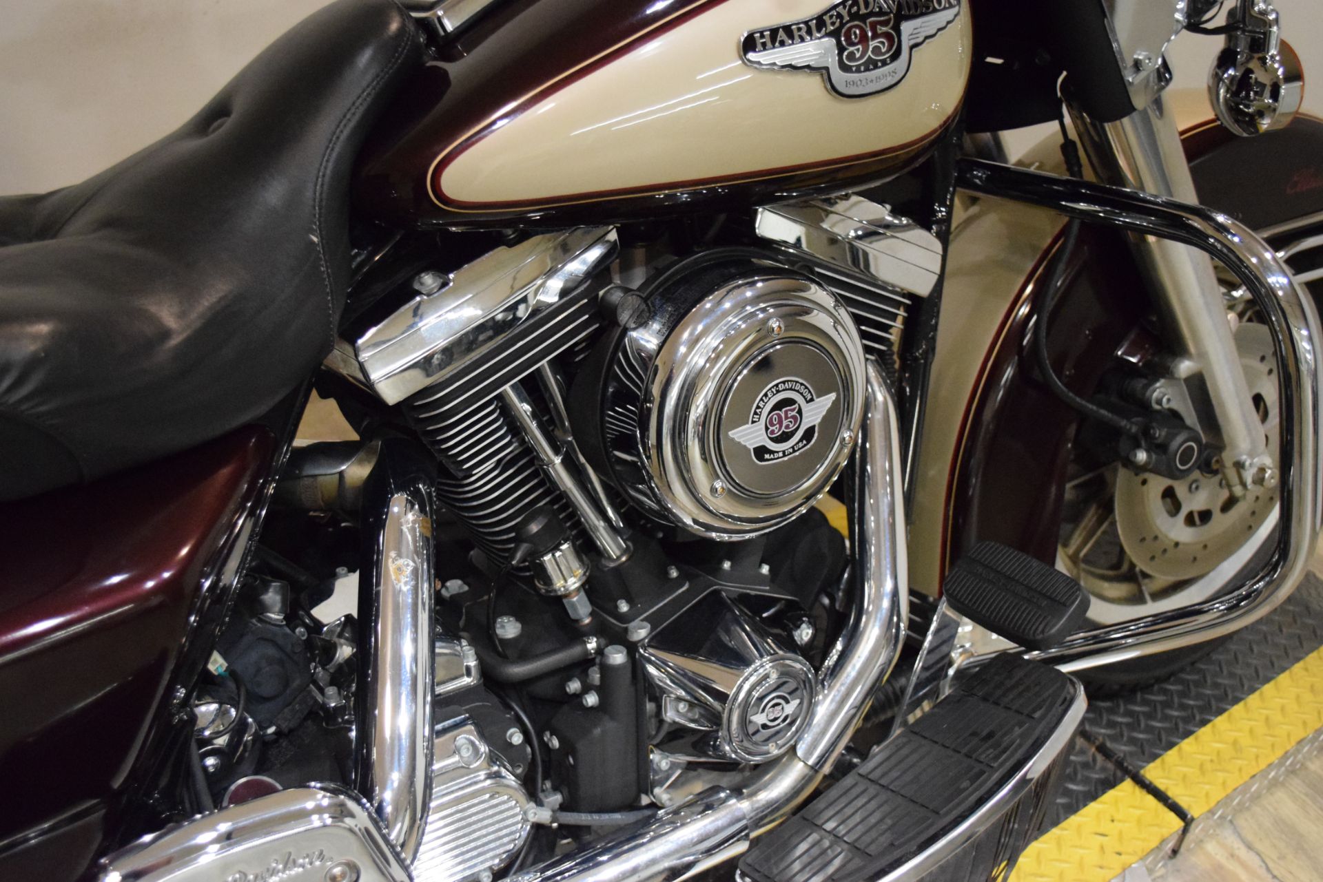 1998 Harley-Davidson FLHTC Electraglide Classic in Wauconda, Illinois - Photo 6