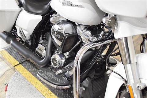2017 Harley-Davidson Street Glide® Special in Wauconda, Illinois - Photo 4