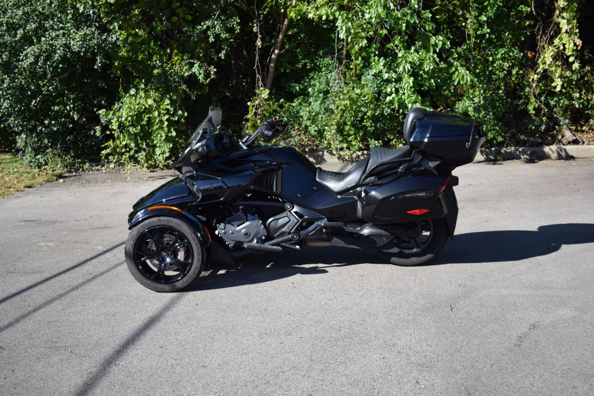 2021 Can-Am Spyder F3 Limited in Wauconda, Illinois - Photo 16