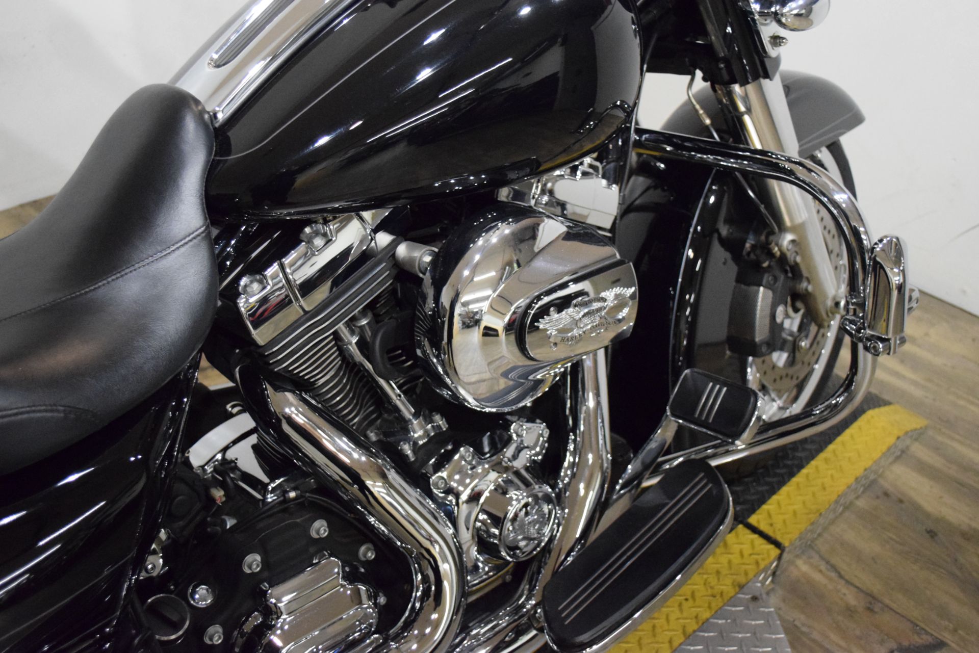 2015 Harley-Davidson Street Glide® Special in Wauconda, Illinois - Photo 6