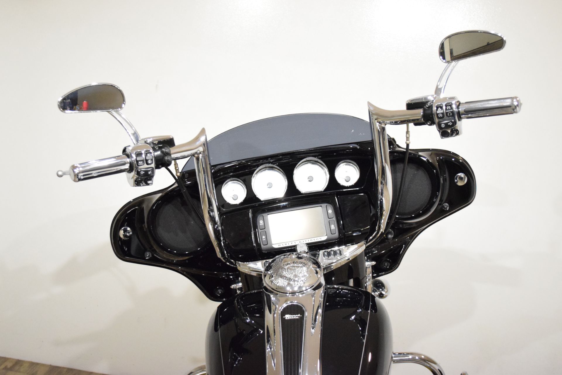 2015 Harley-Davidson Street Glide® Special in Wauconda, Illinois - Photo 26