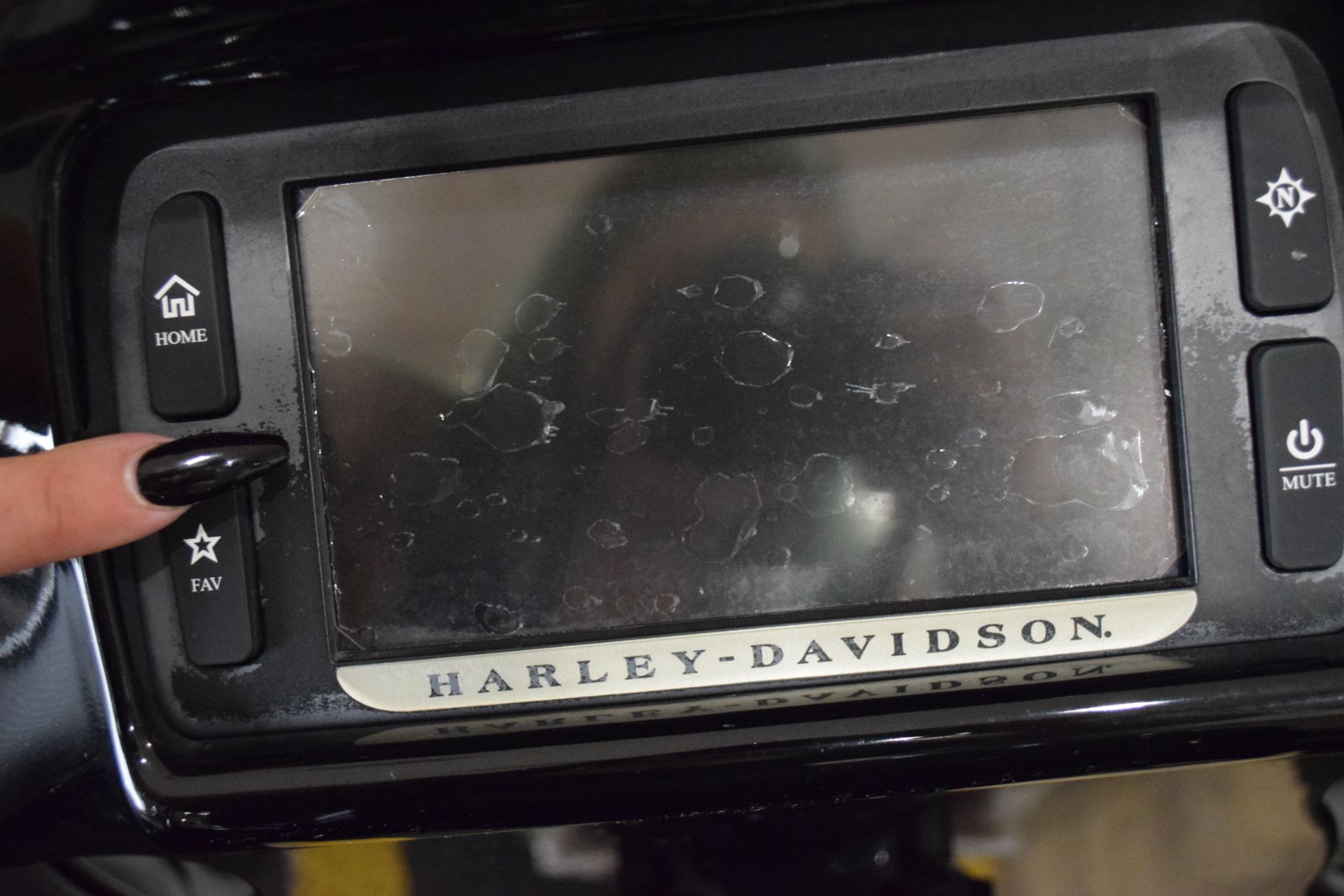 2017 Harley-Davidson Road Glide® Special in Wauconda, Illinois - Photo 31