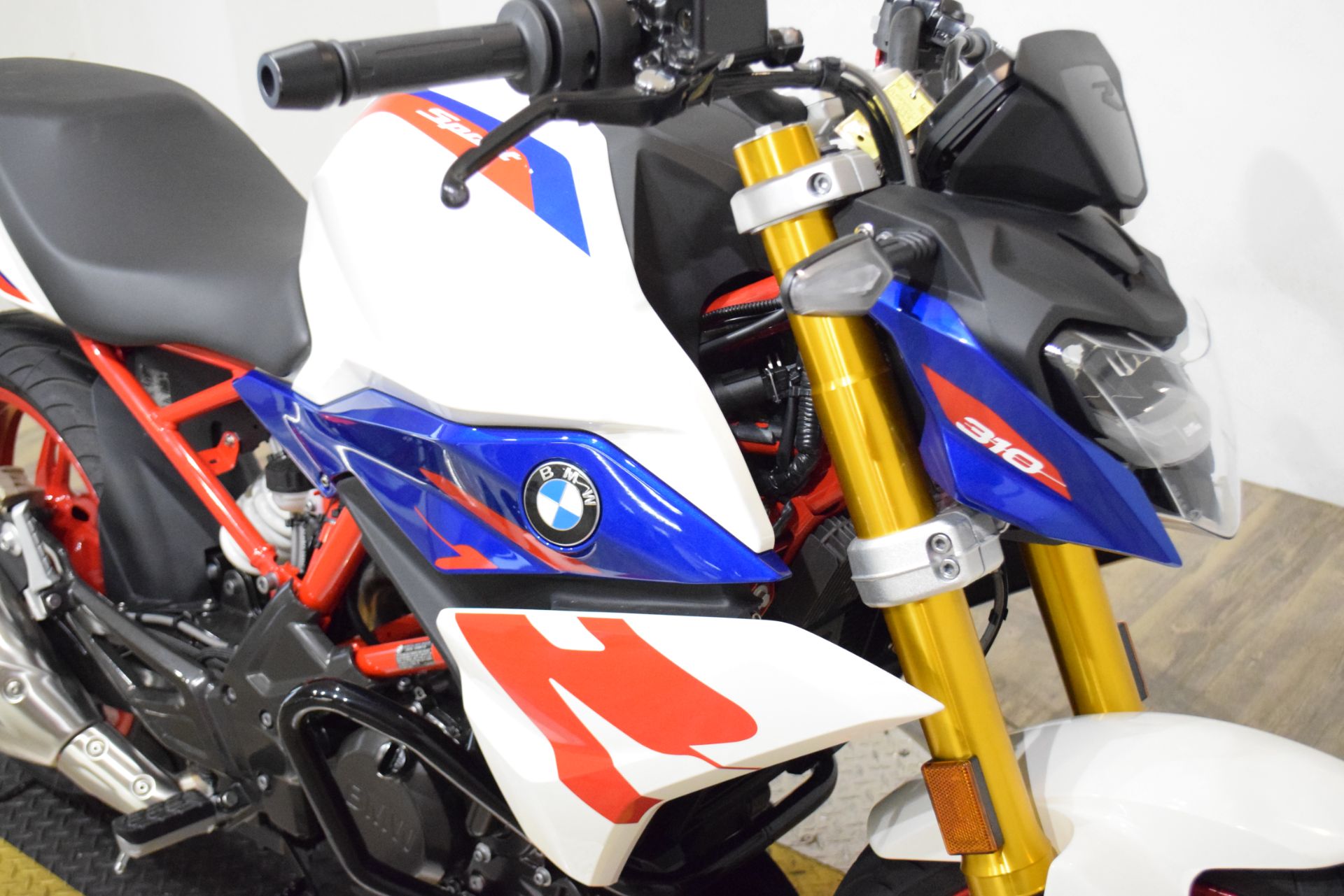 2023 BMW G 310 R in Wauconda, Illinois - Photo 3