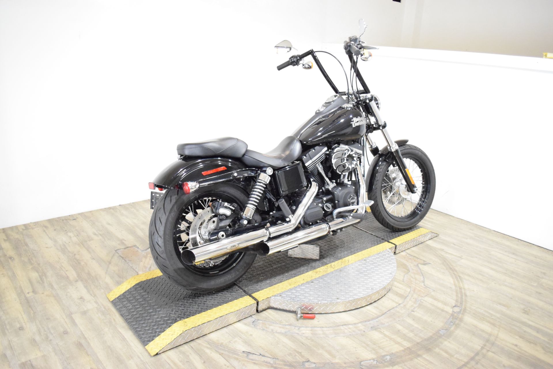 2016 Harley-Davidson Street Bob® in Wauconda, Illinois - Photo 9