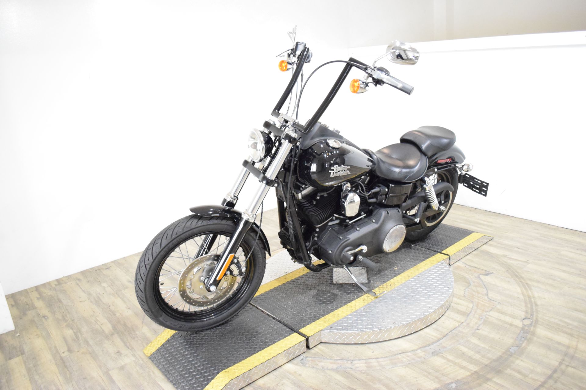 2016 Harley-Davidson Street Bob® in Wauconda, Illinois - Photo 22