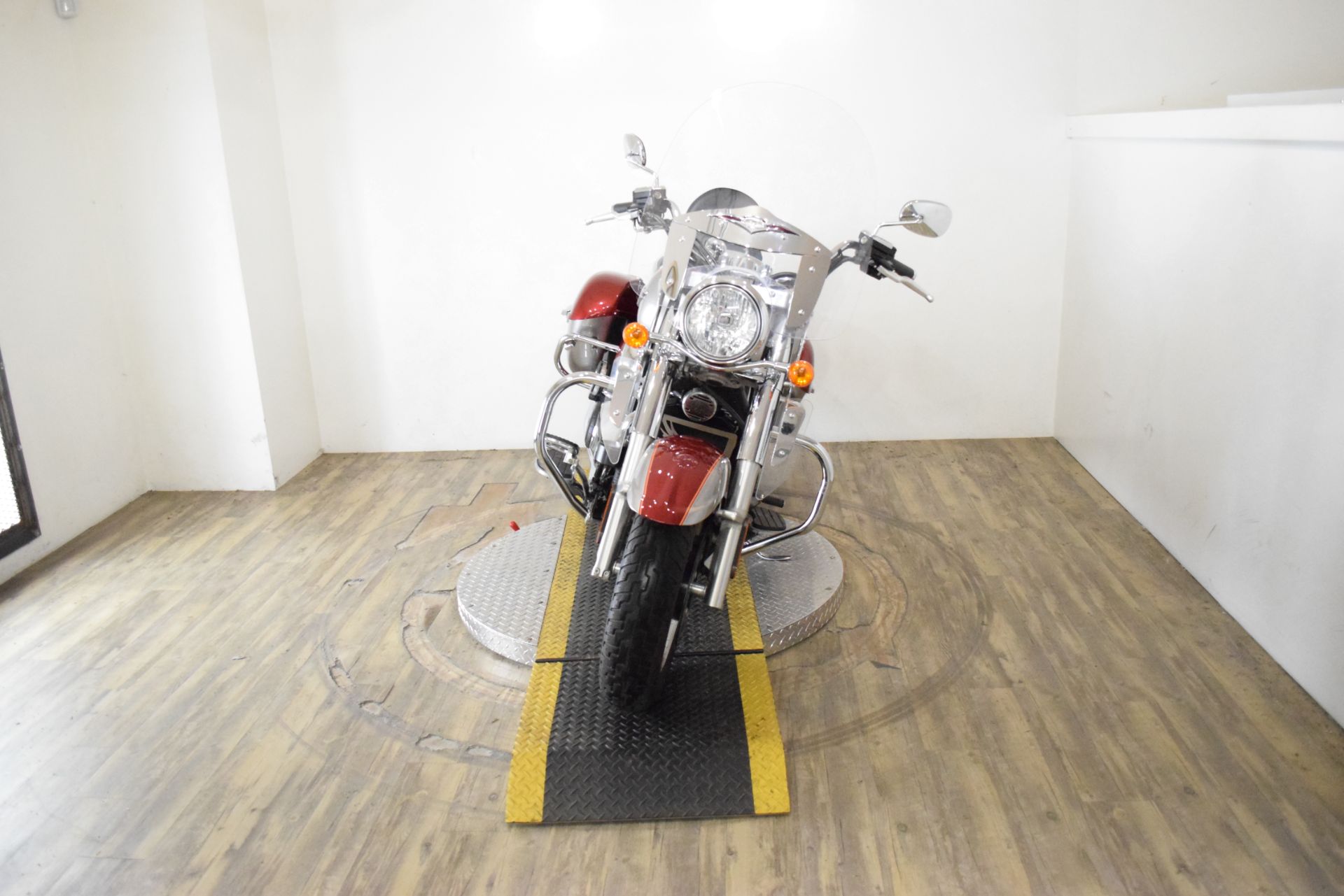 2012 Kawasaki Vulcan® 1700 Nomad™ in Wauconda, Illinois - Photo 10