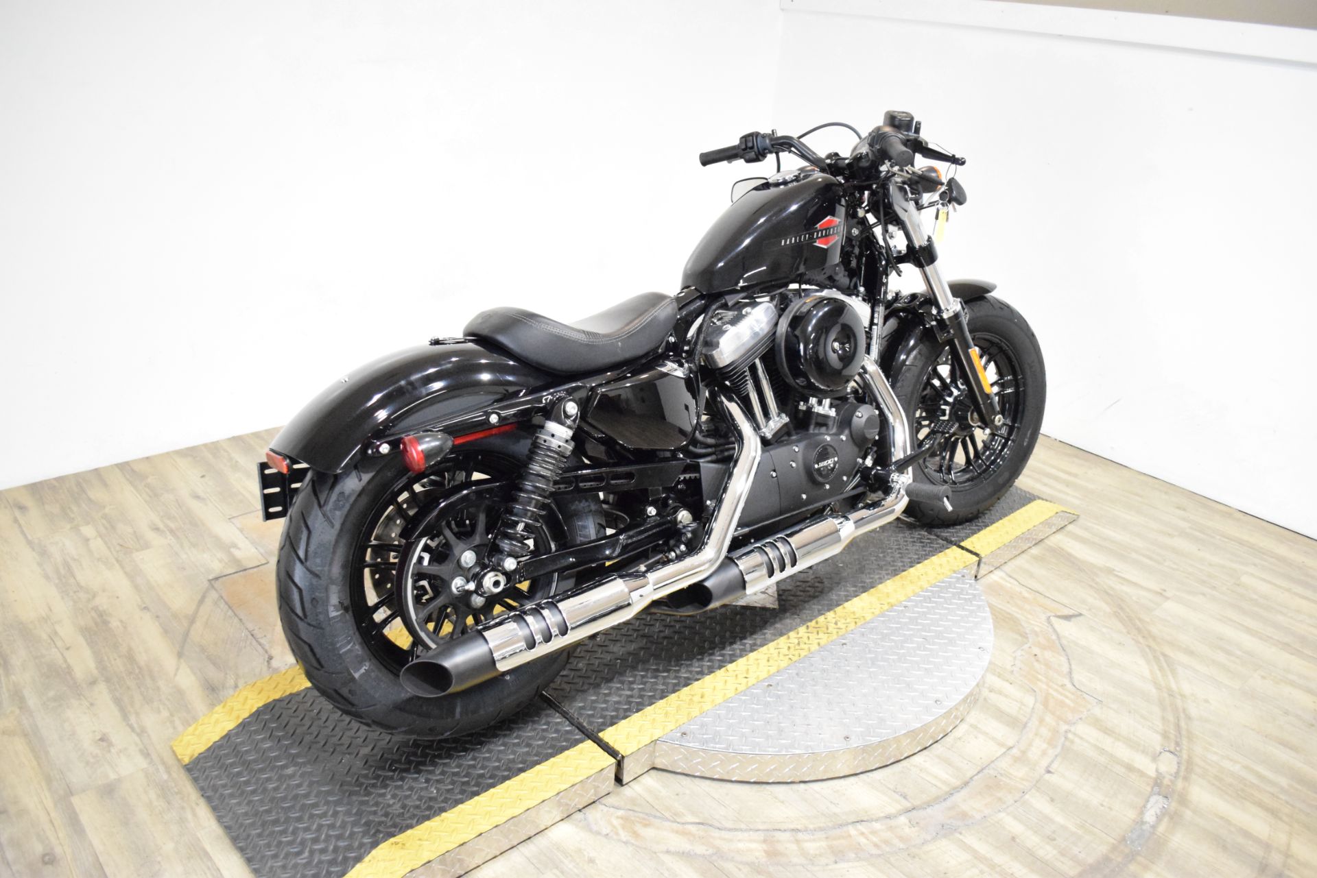 2021 Harley-Davidson Forty-Eight® in Wauconda, Illinois - Photo 9