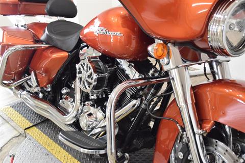 2011 Harley-Davidson Street Glide® in Wauconda, Illinois - Photo 4