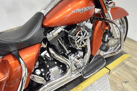 2011 Harley-Davidson Street Glide® in Wauconda, Illinois - Photo 6