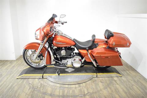 2011 Harley-Davidson Street Glide® in Wauconda, Illinois - Photo 15