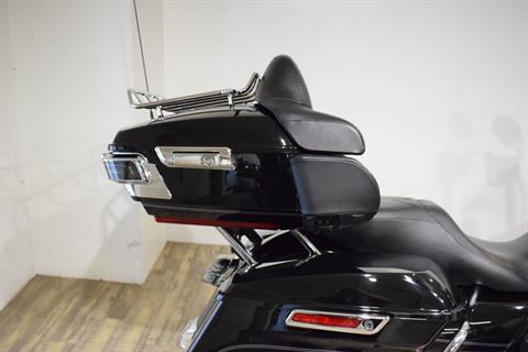 2017 Harley-Davidson Road Glide® Ultra in Wauconda, Illinois - Photo 8