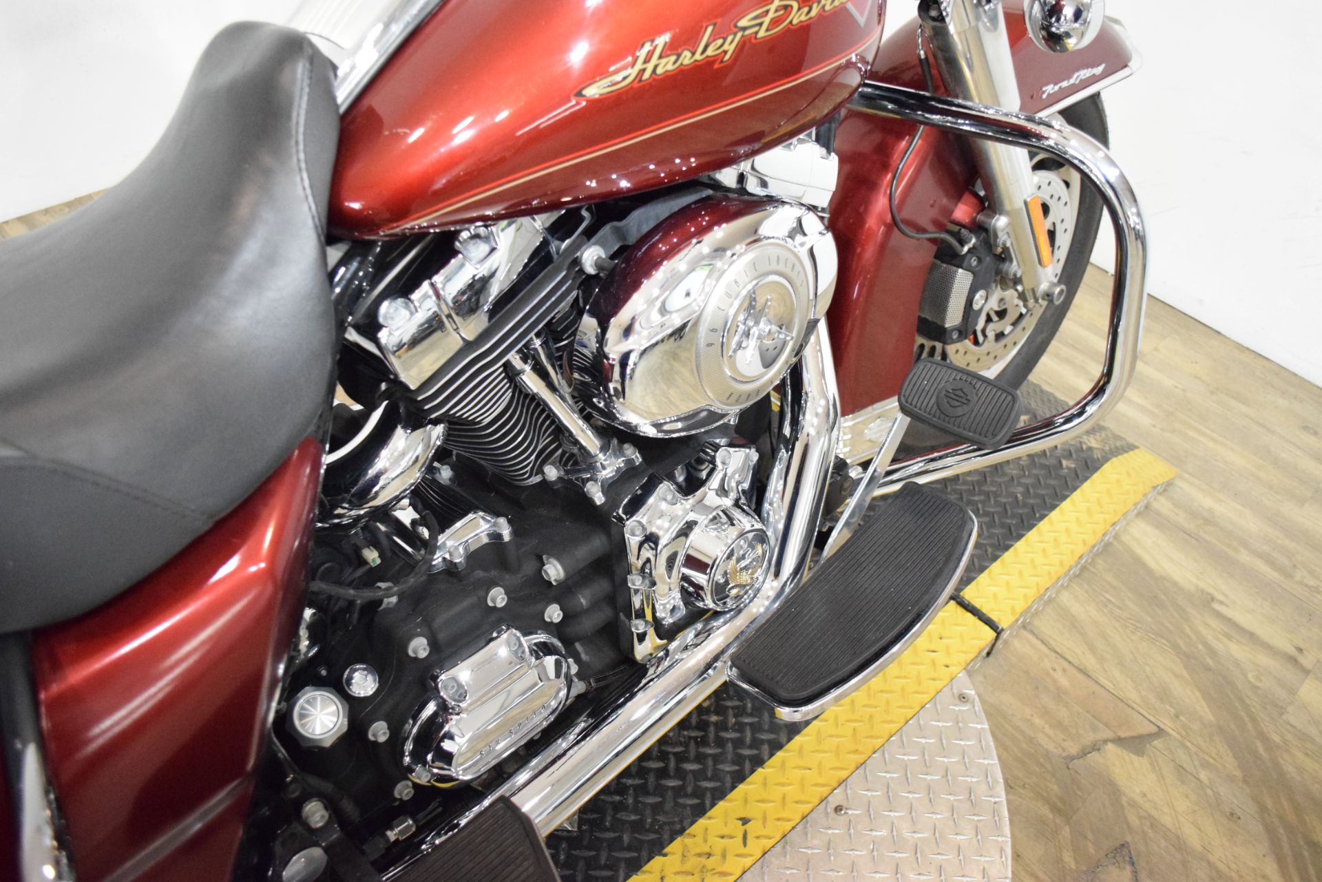 2009 Harley-Davidson Road King® in Wauconda, Illinois - Photo 6