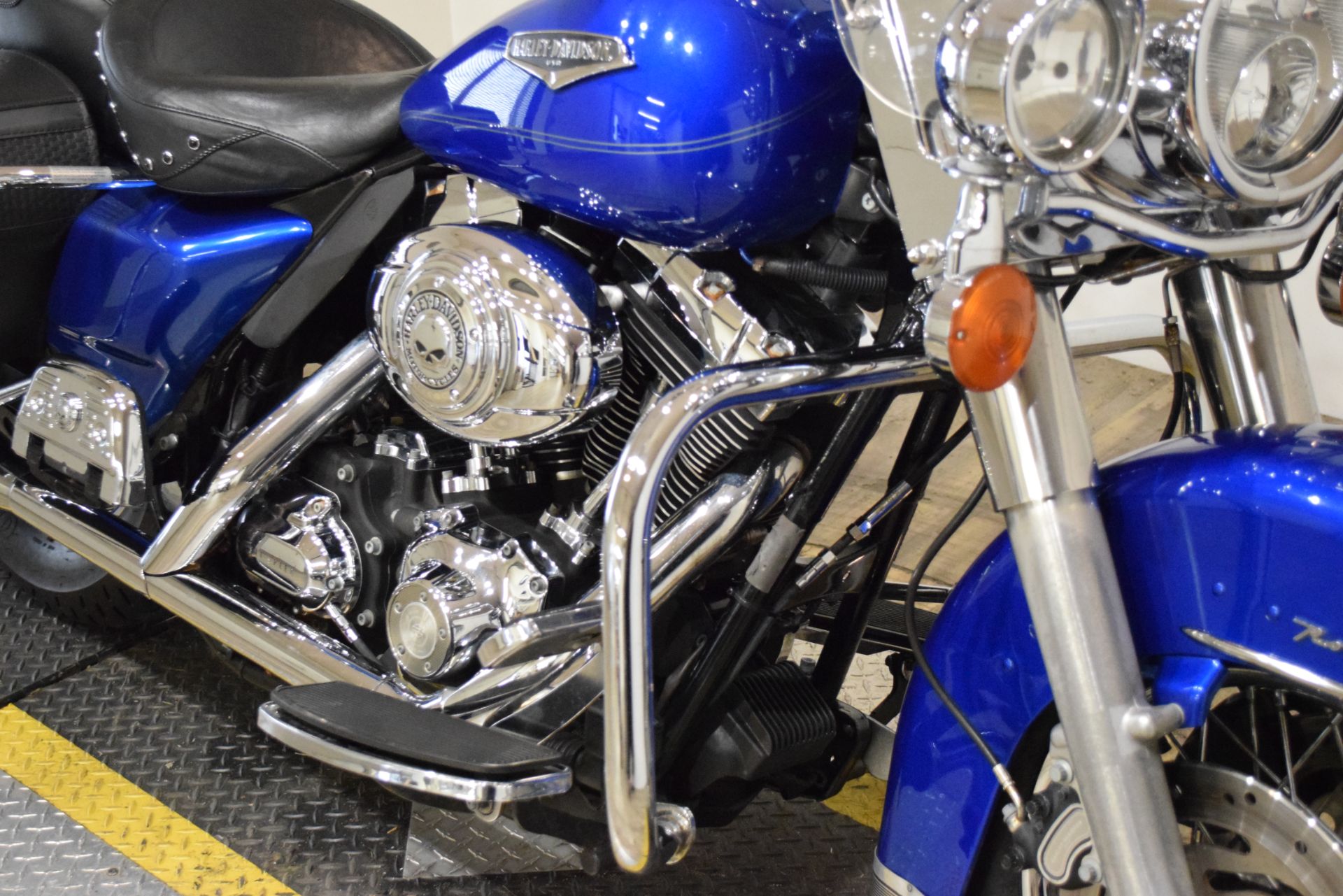 2007 Harley-Davidson Road King® Classic in Wauconda, Illinois - Photo 4