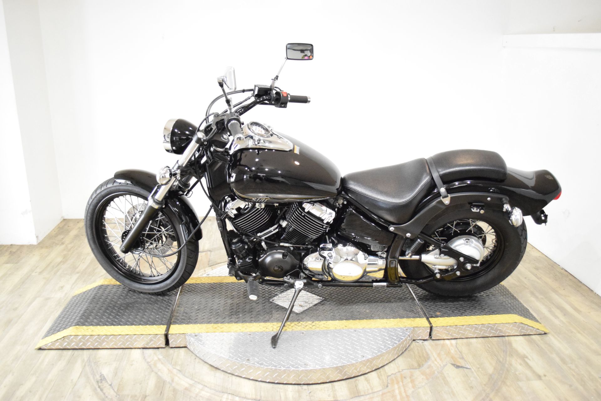 2015 Yamaha V Star 650 Custom in Wauconda, Illinois - Photo 15