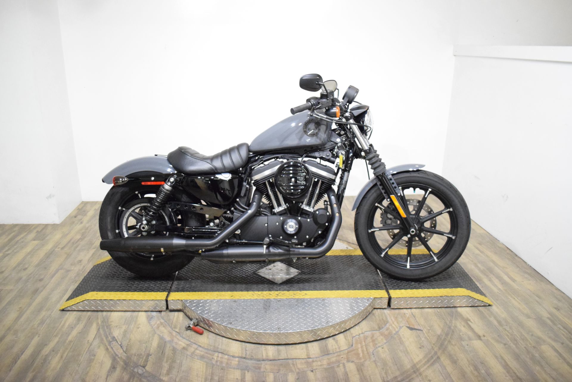 2022 Harley-Davidson Iron 883™ in Wauconda, Illinois - Photo 1