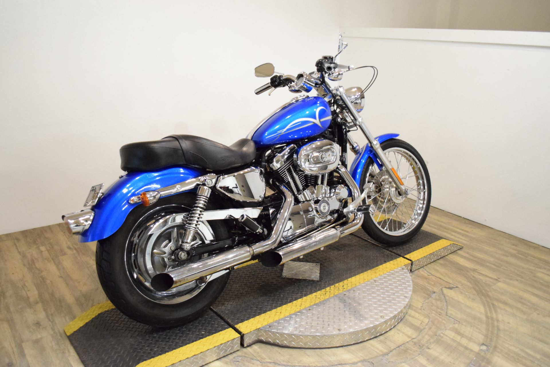 2007 Harley-Davidson Sportster® 1200 Custom in Wauconda, Illinois - Photo 9