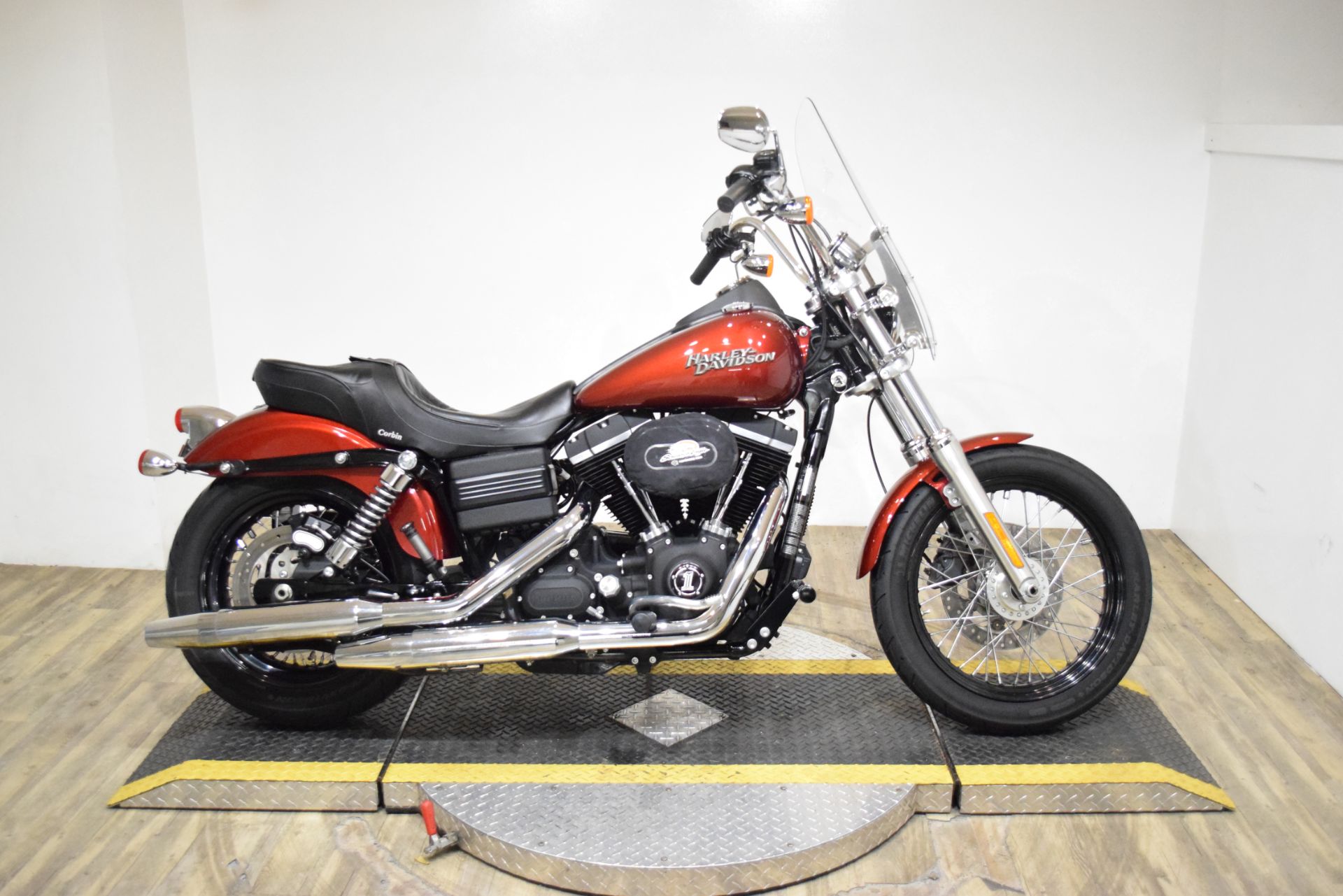 2010 Harley-Davidson Dyna® Street Bob® in Wauconda, Illinois - Photo 1